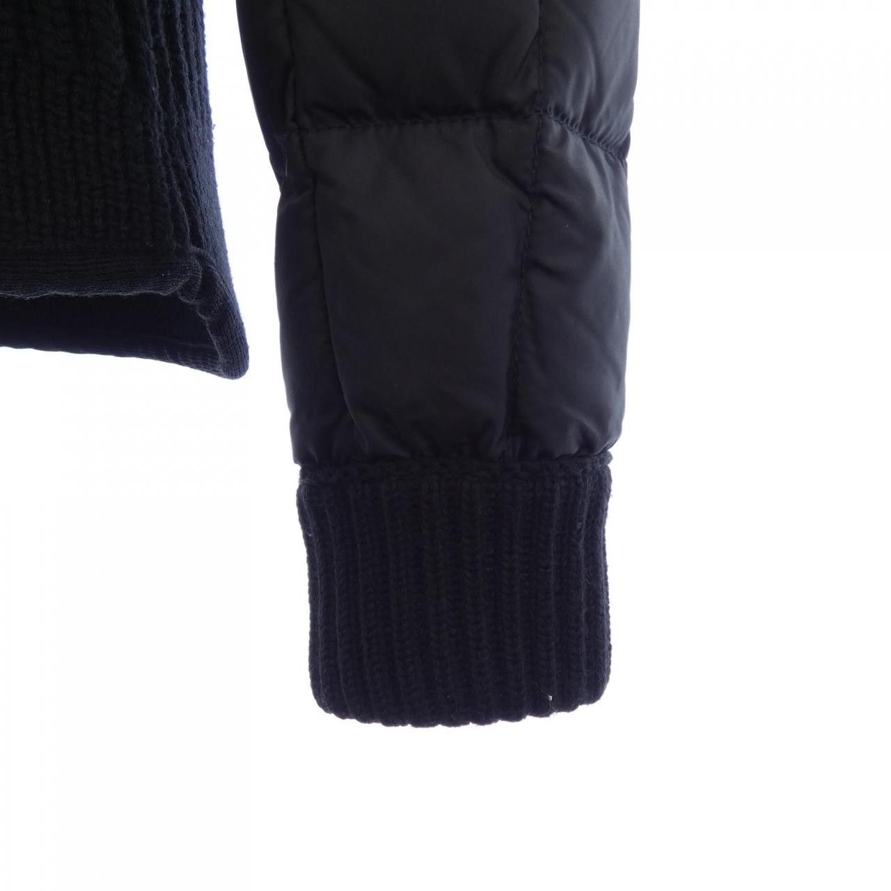 Moncler Moncler Moncler Down Jacket Textile Outerwear 420919403300 DUTY FREE for USA Size ONE SIZE - 8 Thumbnail