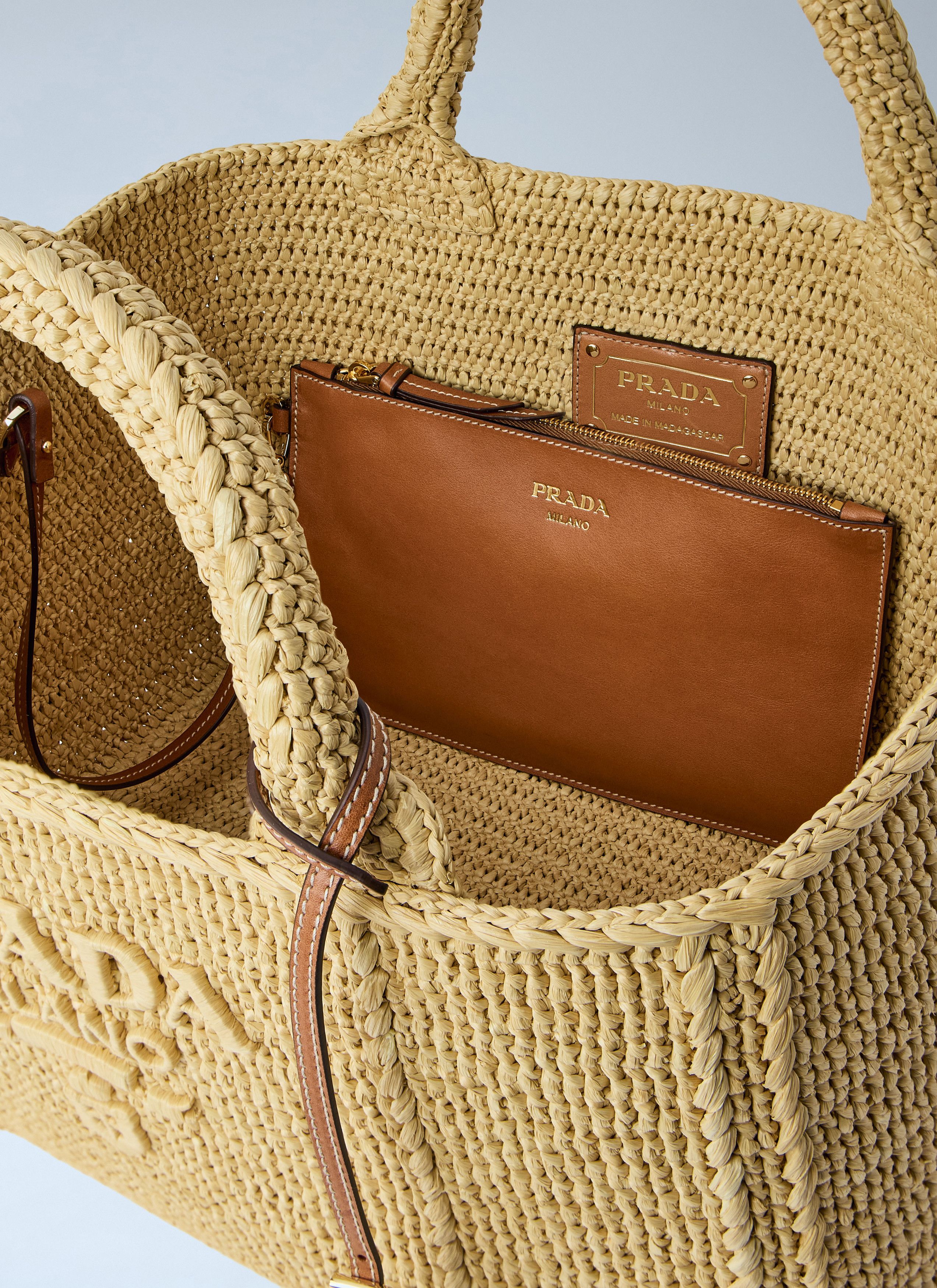 Prada Crochet Large Handbag Size ONE SIZE - 6 Thumbnail