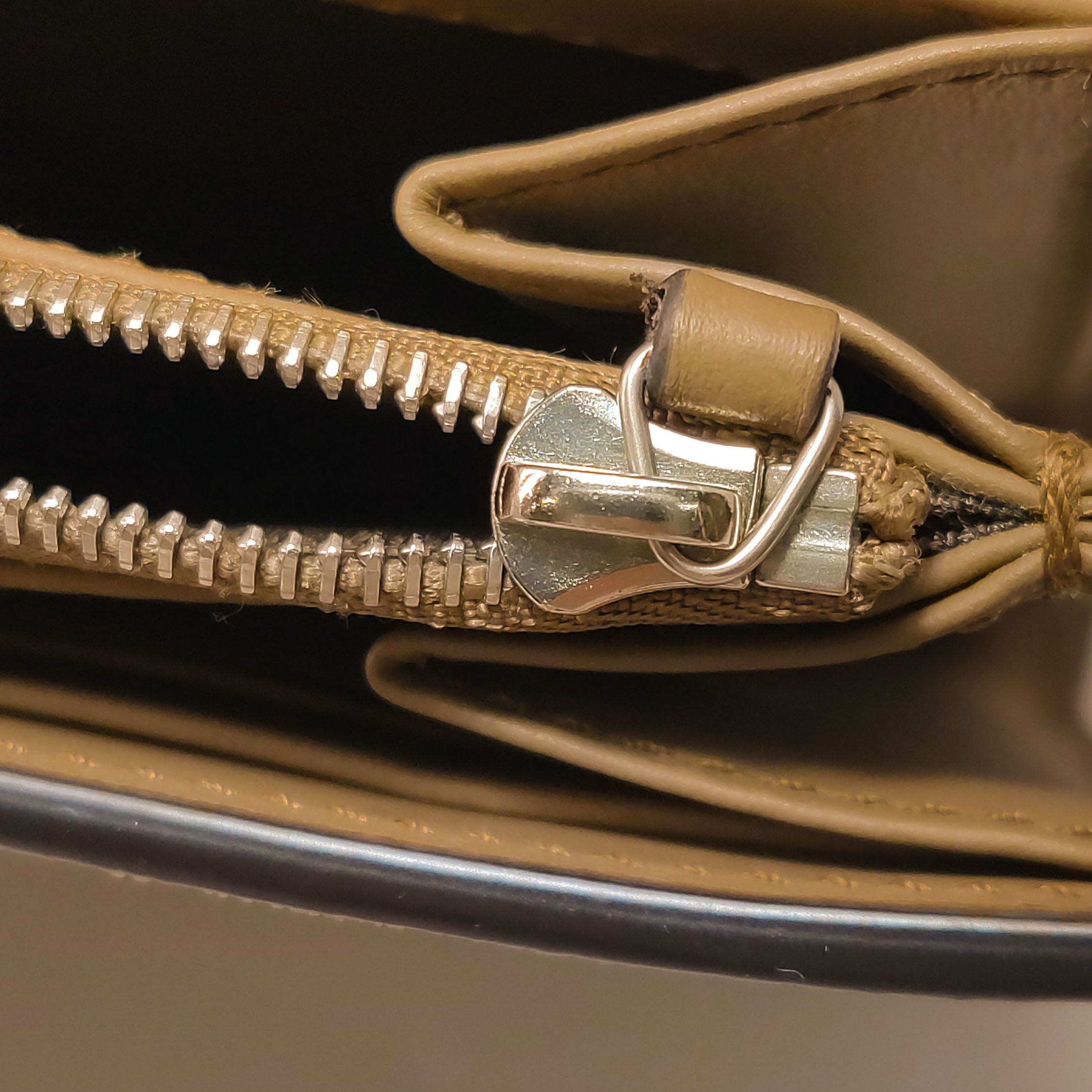 Gucci Gucci Women os Crossbody Bags Size ONE SIZE - 11 Thumbnail