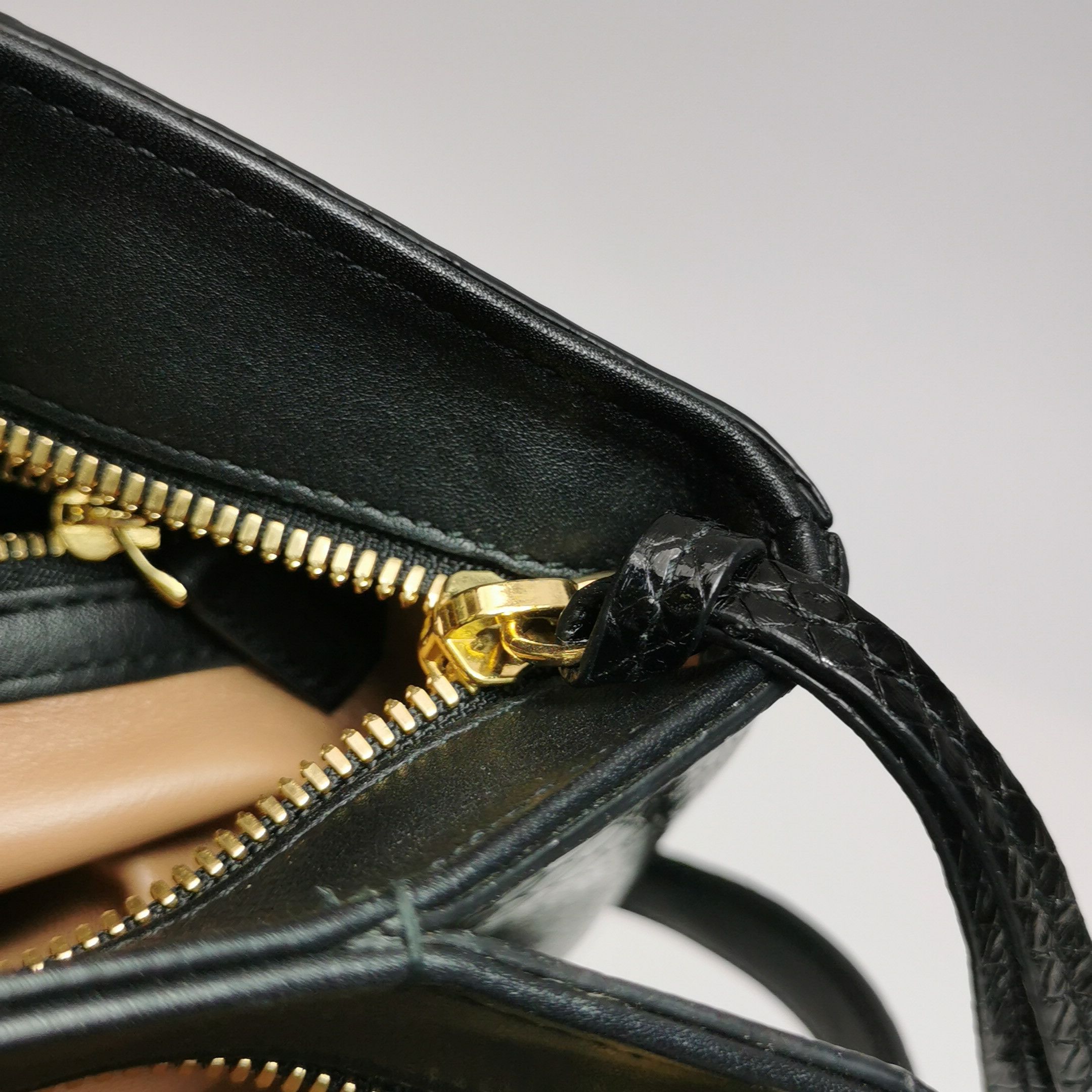 Gucci Gucci Women os Shoulder Bags Size ONE SIZE - 14 Thumbnail