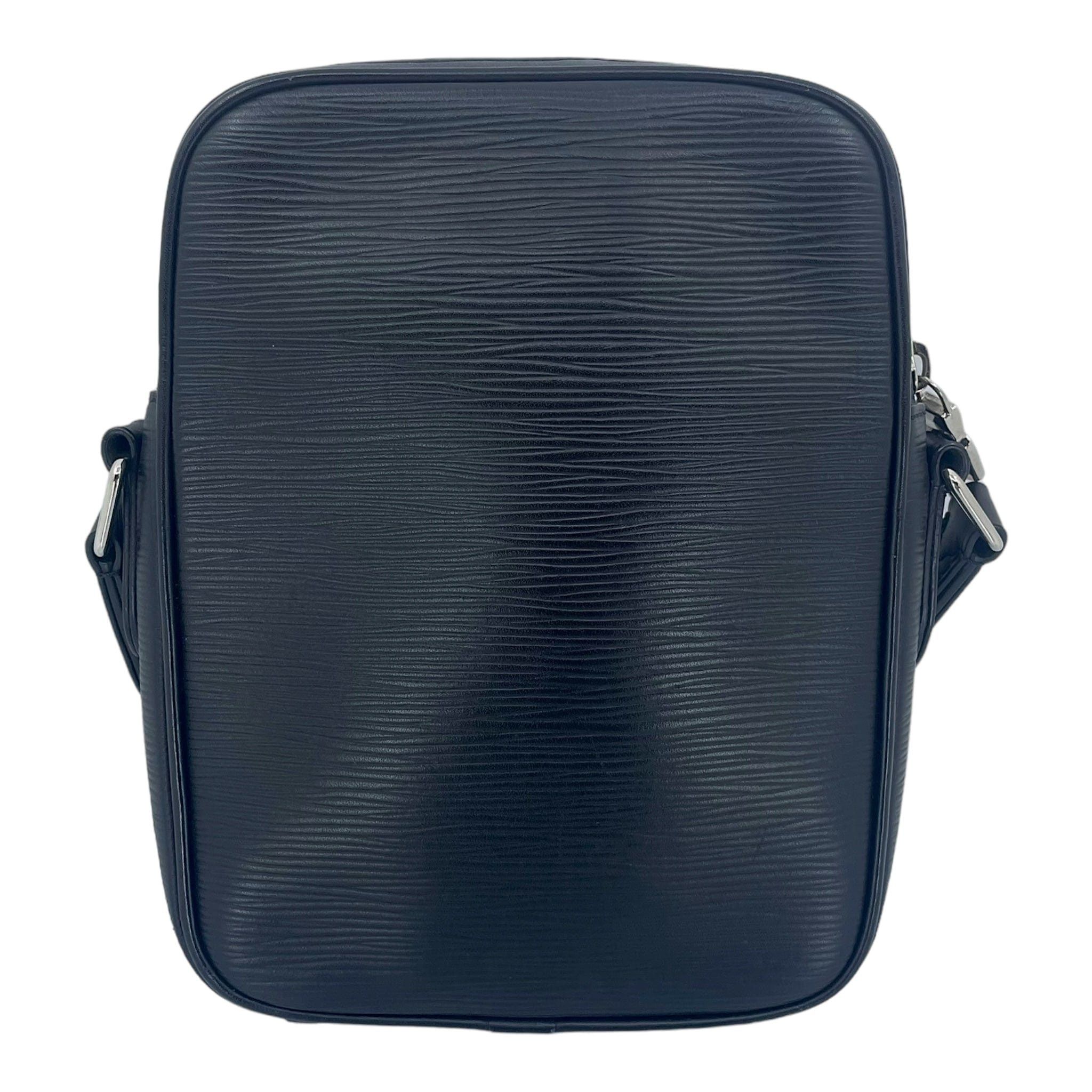 Louis Vuitton Epi Leather Side Bag Black Size ONE SIZE - 3 Thumbnail