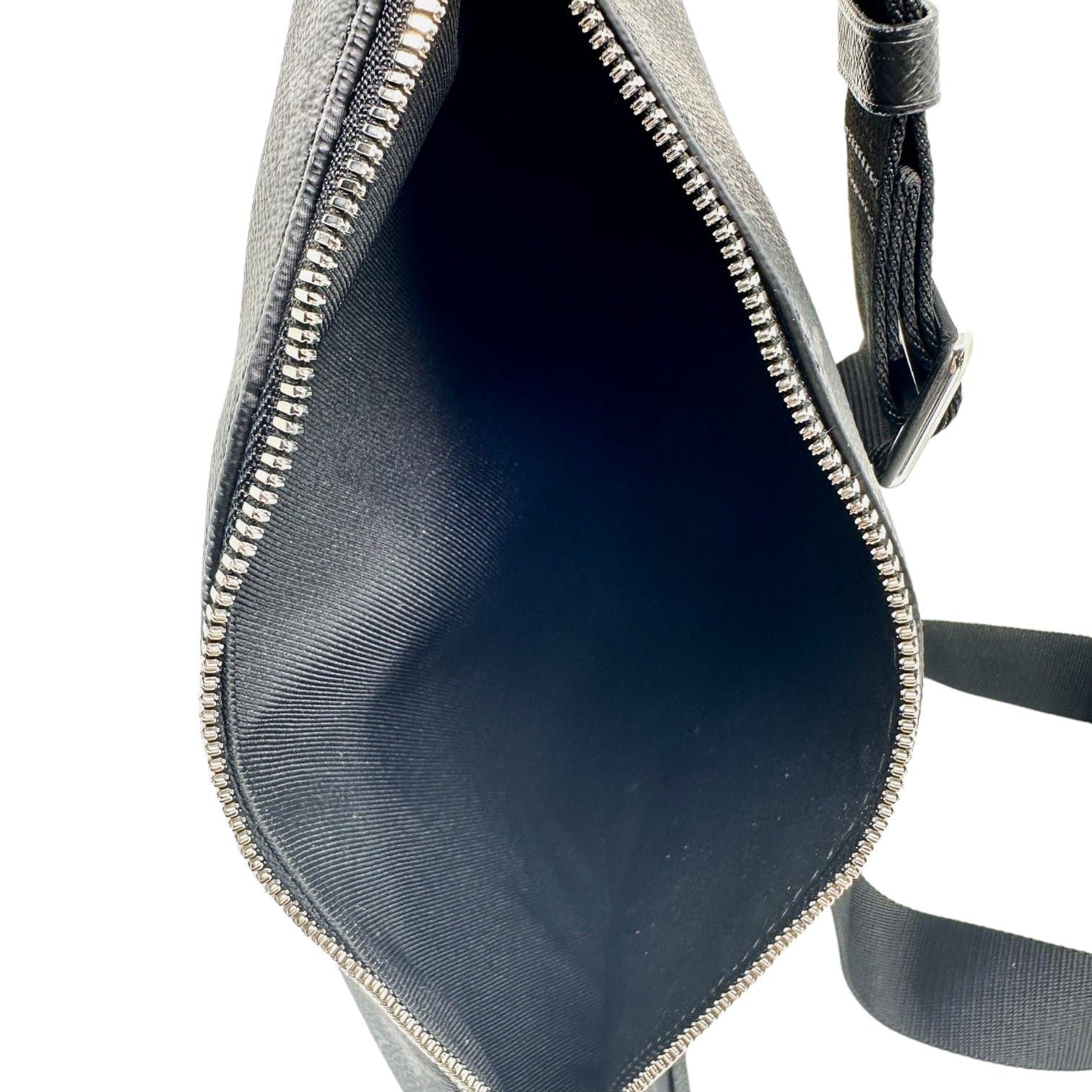 Louis Vuitton Duo Sling Messenger Bag Taigarama Monogram Black Size ONE SIZE - 5 Thumbnail