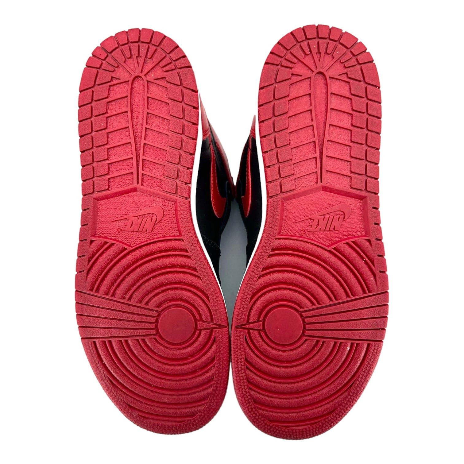 Nike 1 Retro Bred Banned (2016) (GS) Size US 6 / EU 39 - 7 Thumbnail