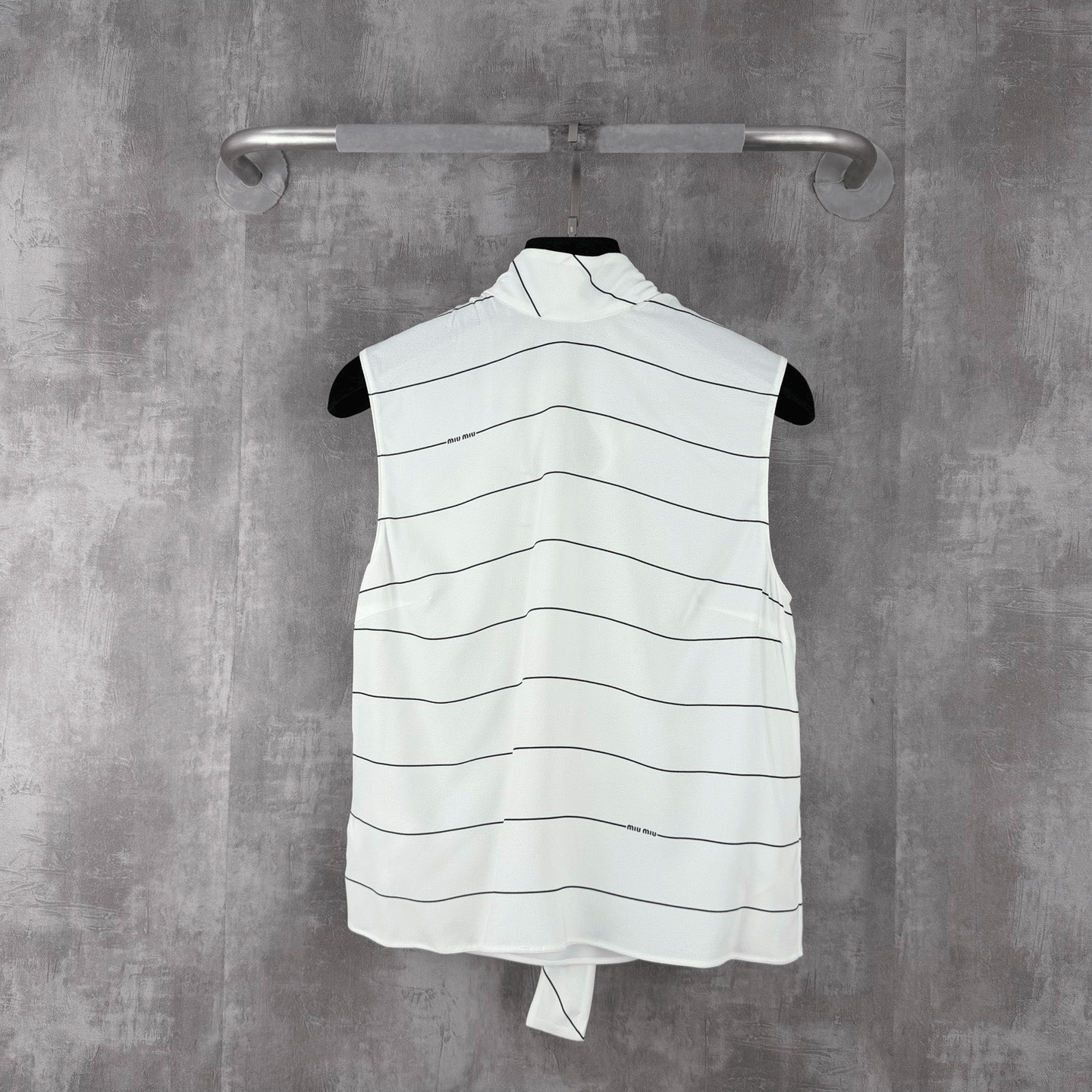 Miu Miu MiuMiu Black Sleeveless Sash Top Size S / US 4 / IT 40 - 2 Thumbnail