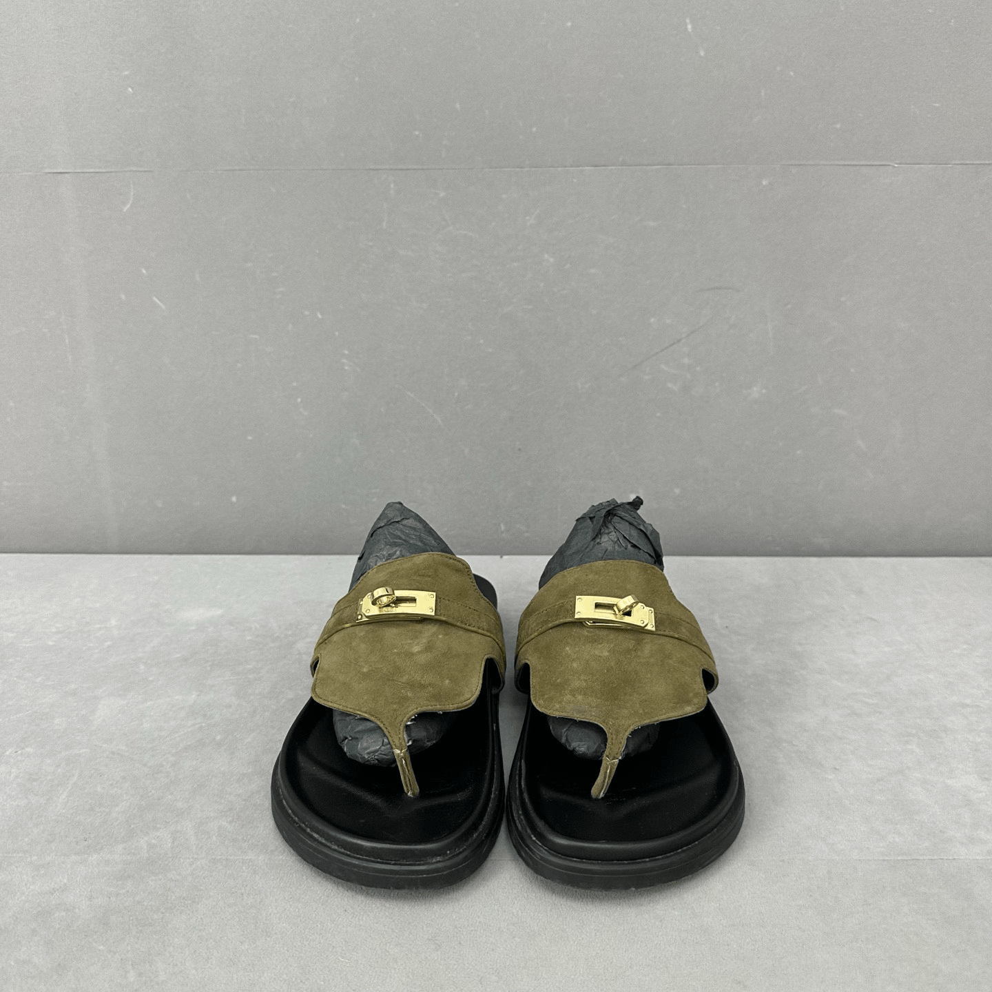 Hermes Hermes Empire Kelly Gold Clasp Sandals Size US 7 / IT 37 - 2 Thumbnail