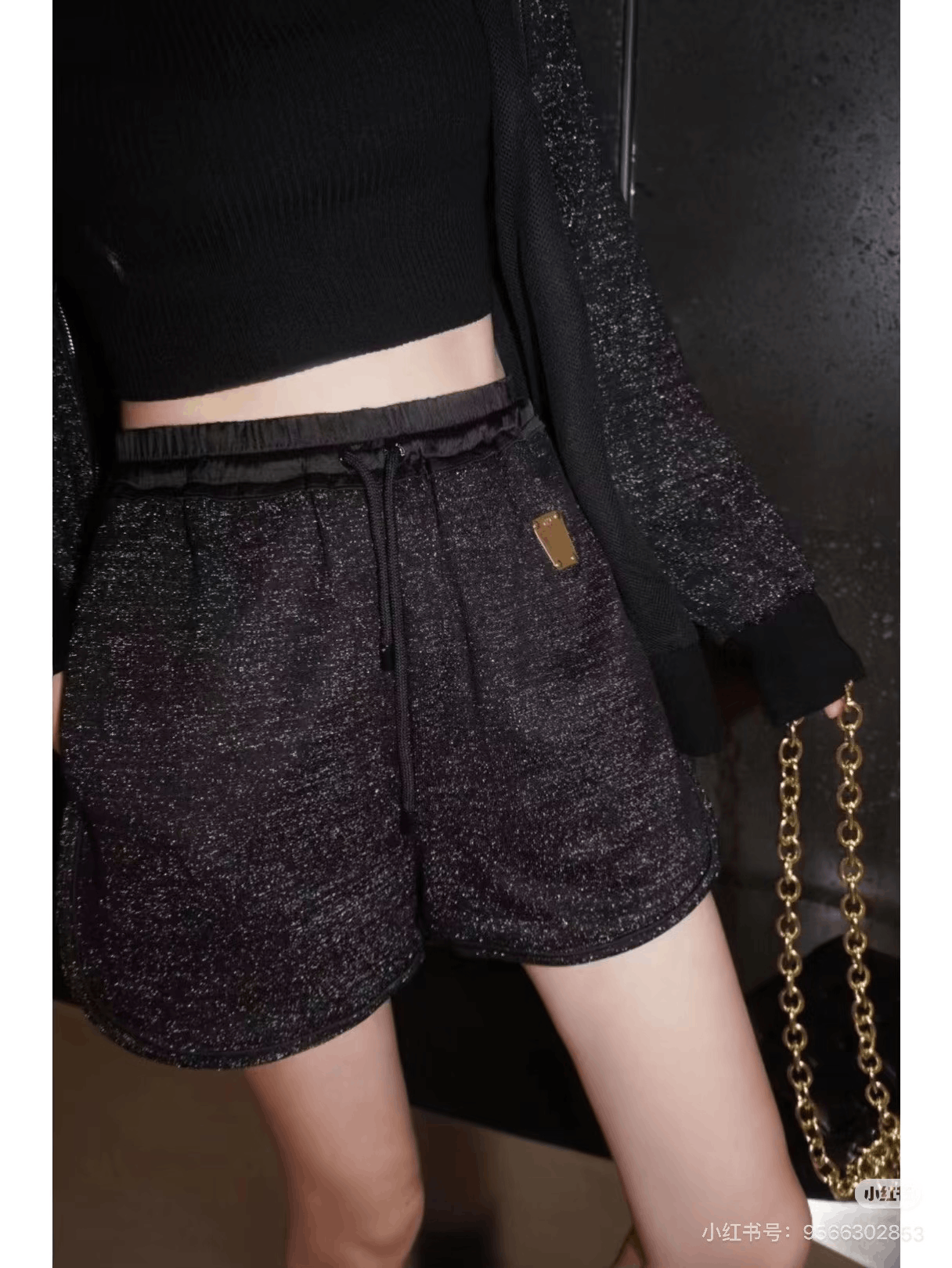 Louis Vuitton Louis Vuitton Ruffle Glitter Casual Shorts Size 34" / US 12 / IT 48 - 4 Thumbnail