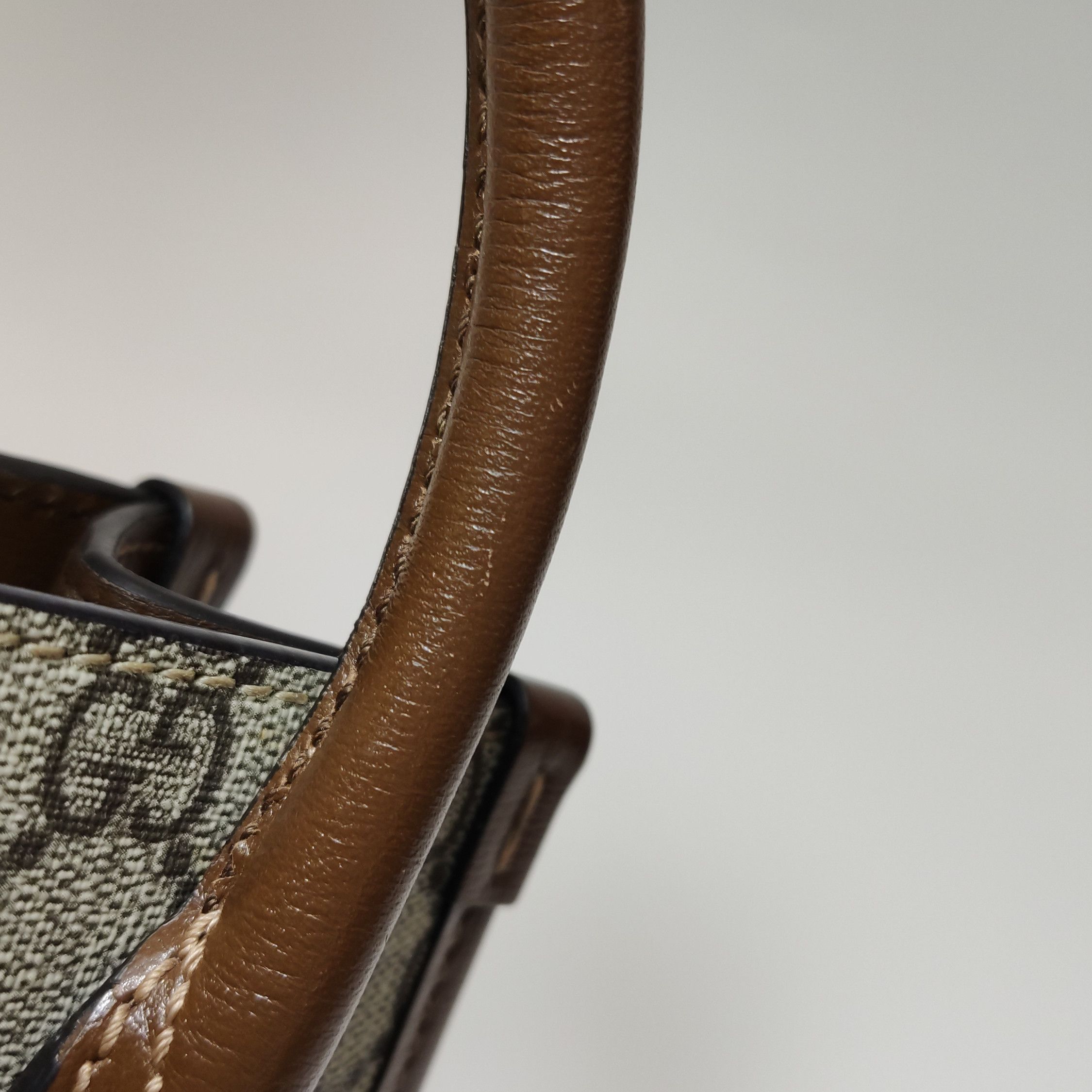 Gucci Gucci Women os Crossbody Bags Size ONE SIZE - 21 Thumbnail