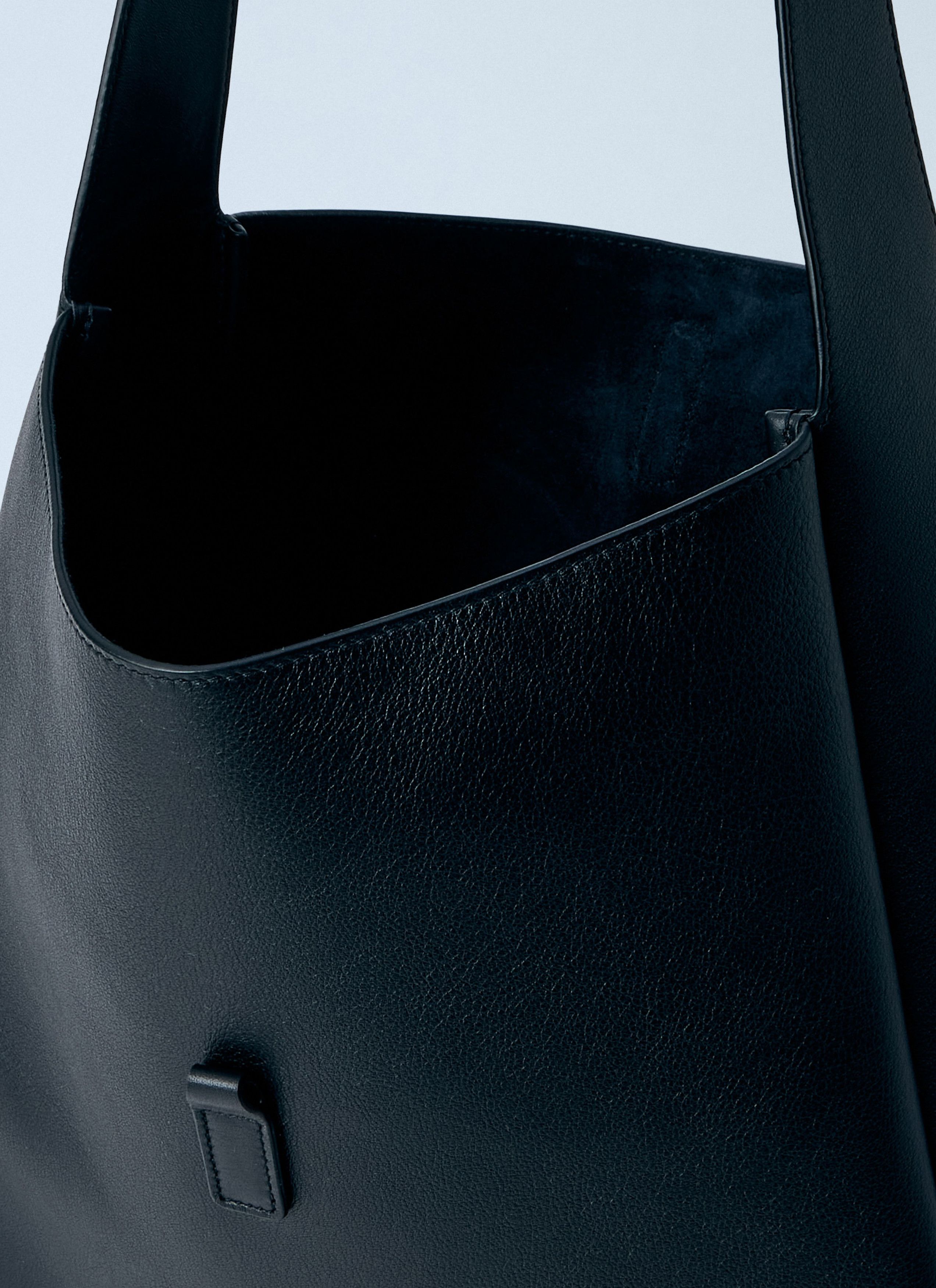 Saint Laurent Paris Le 5 À 7 Supple Large Shoulder Bag Size ONE SIZE - 6 Thumbnail