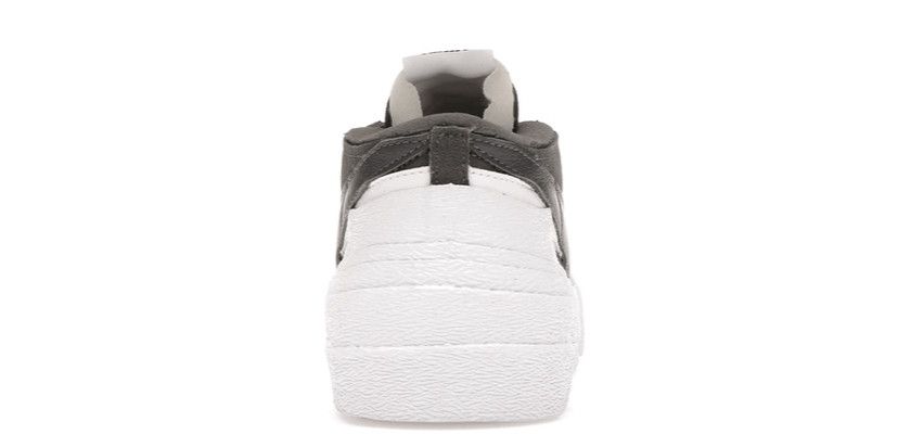 Nike Blazer Low sacai Iron Grey Size US 5 / EU 37 - 4 Thumbnail