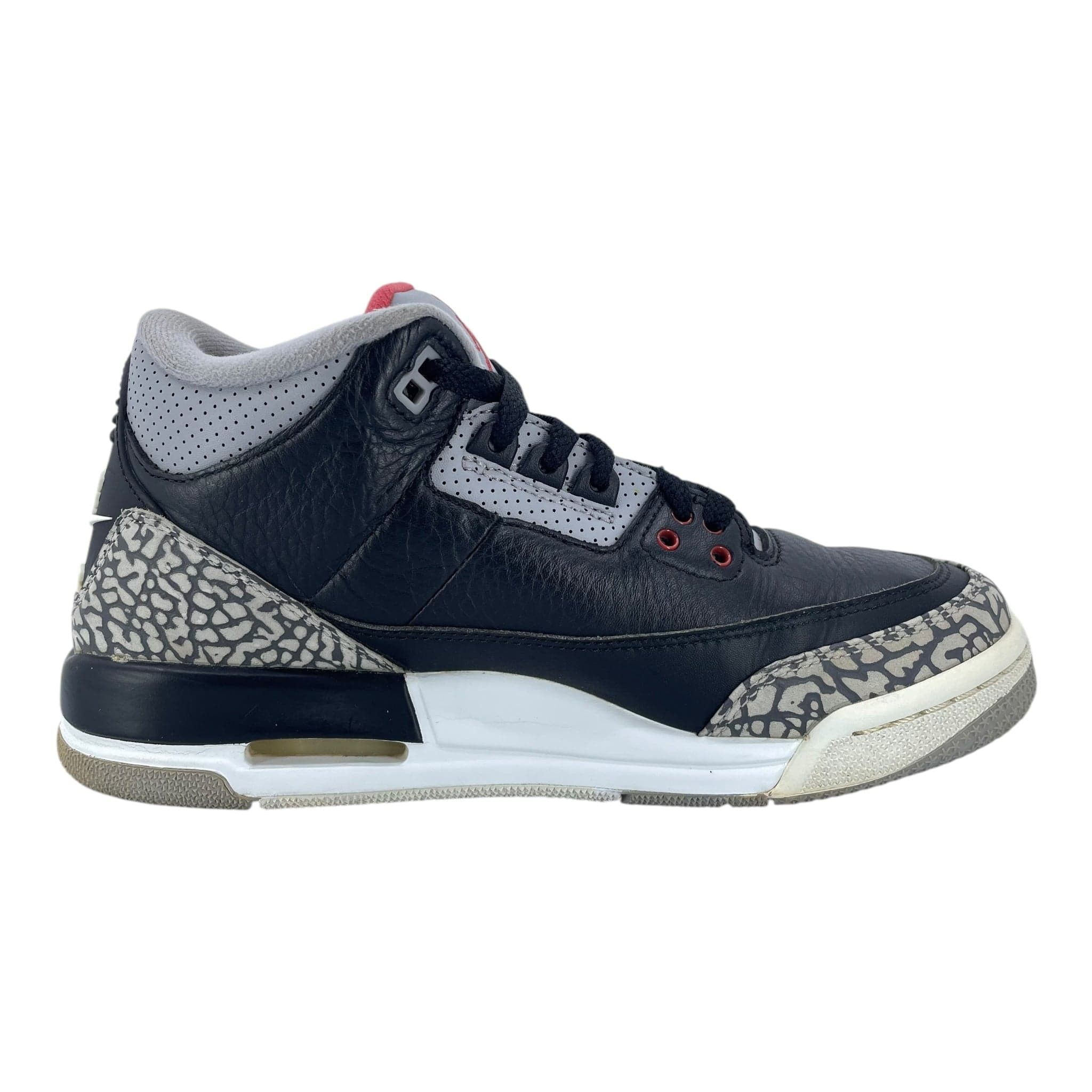 Nike 3 Retro Black Cement (2018) (GS) Size US 6.5 / EU 39-40 - 4 Thumbnail