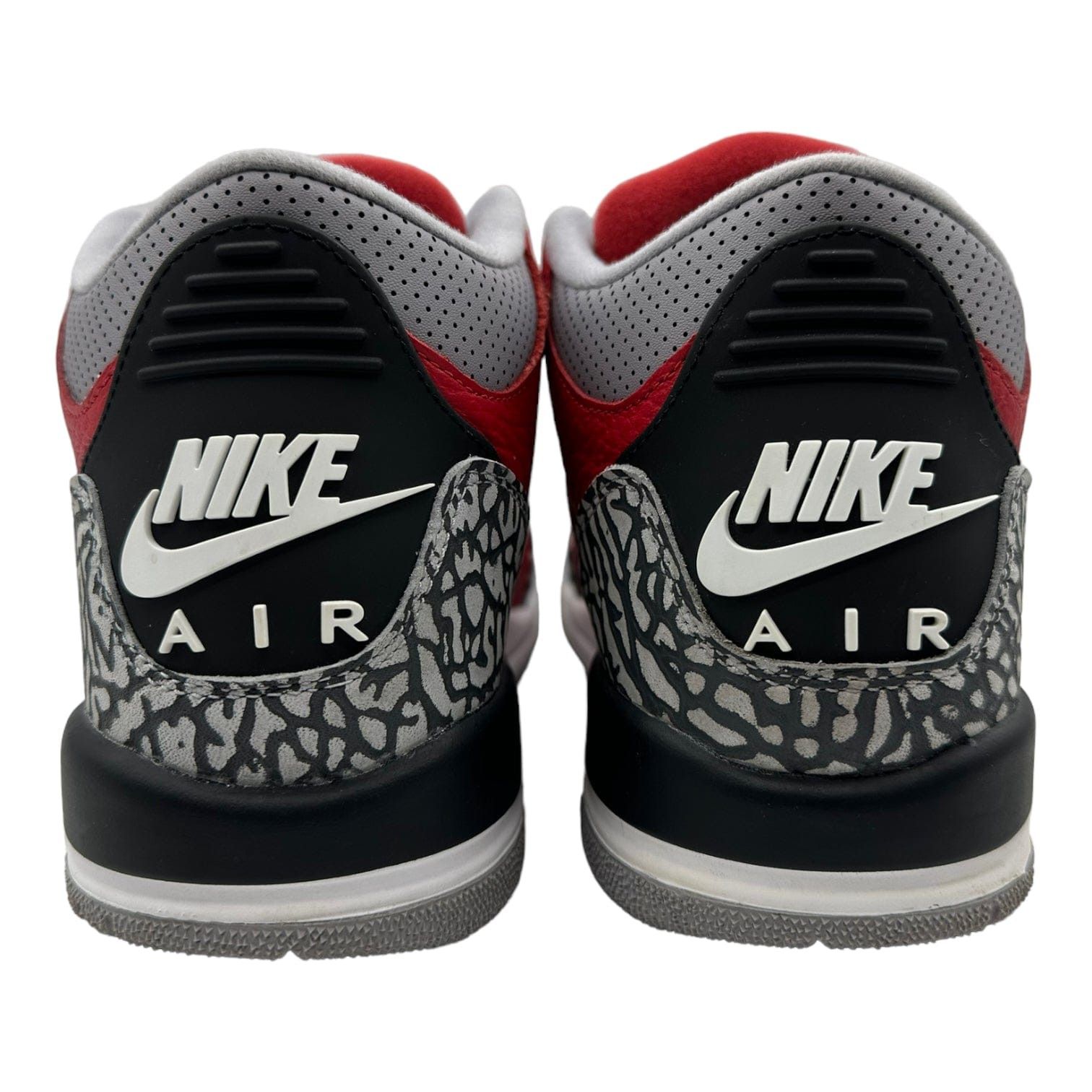 Nike 3 Retro SE Fire Red (GS) Size US 6.5 / EU 39-40 - 6 Thumbnail