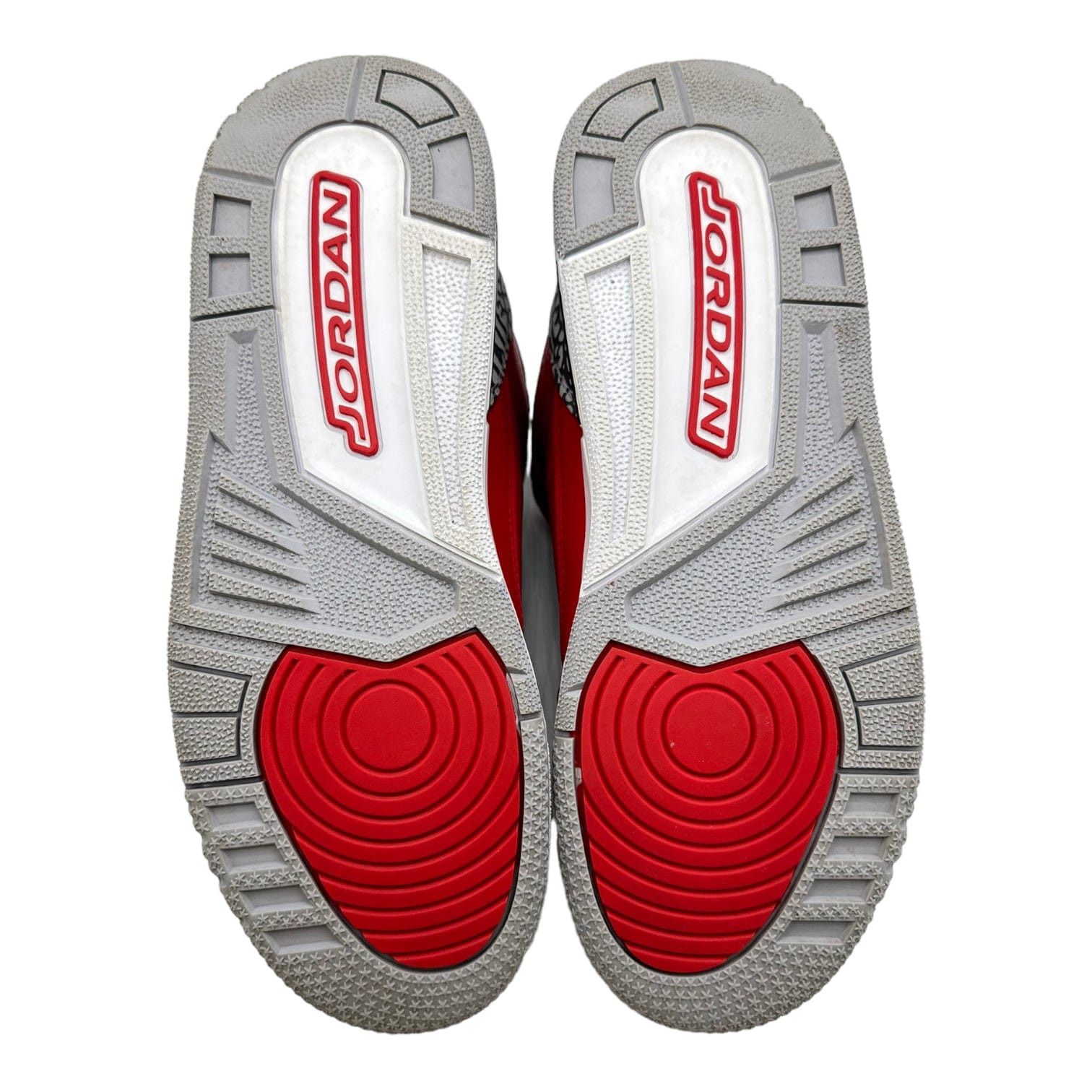 Nike 3 Retro SE Fire Red (GS) Size US 6.5 / EU 39-40 - 7 Thumbnail