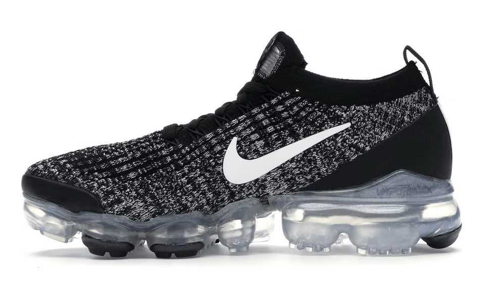 Nike Air VaporMax Flyknit 3 Oreo (W) Size US 7 / IT 37 - 2 Thumbnail