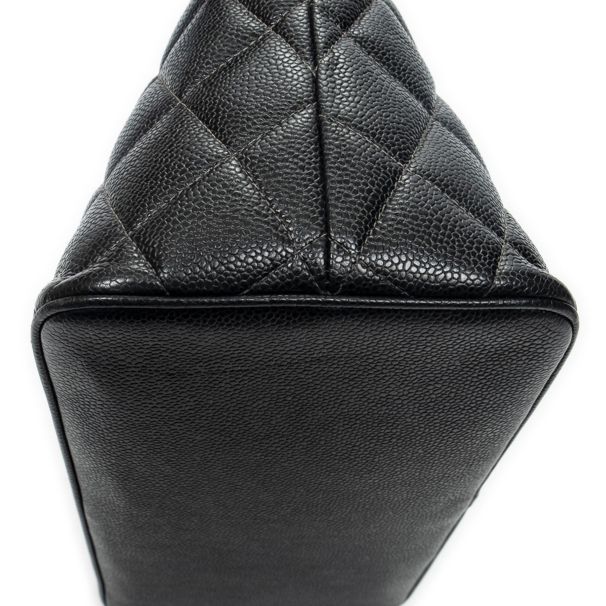 Chanel Timeless Medallion Tote Size ONE SIZE - 8 Thumbnail