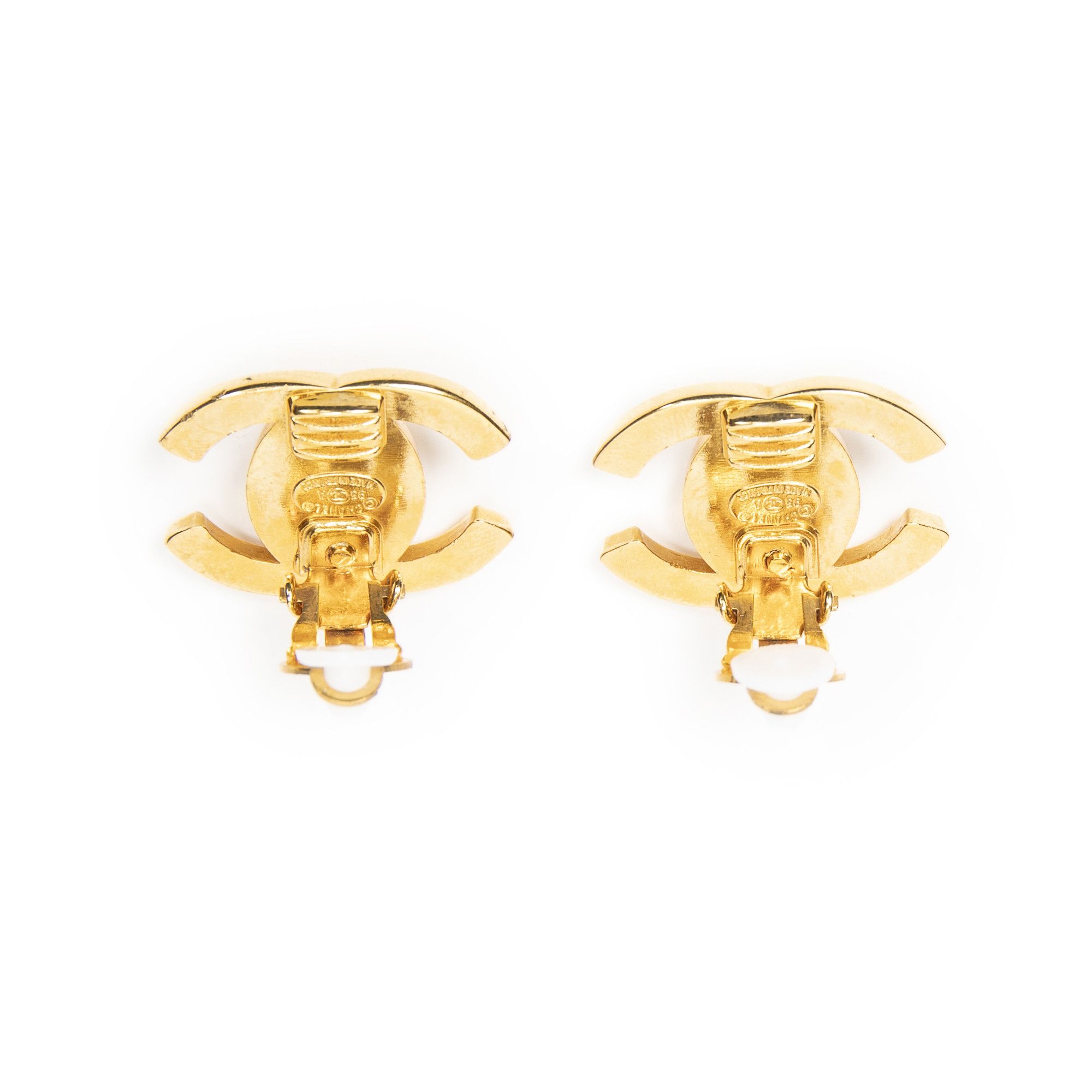 Chanel CC Turn Lock Clip On Earrings Size ONE SIZE - 3 Thumbnail