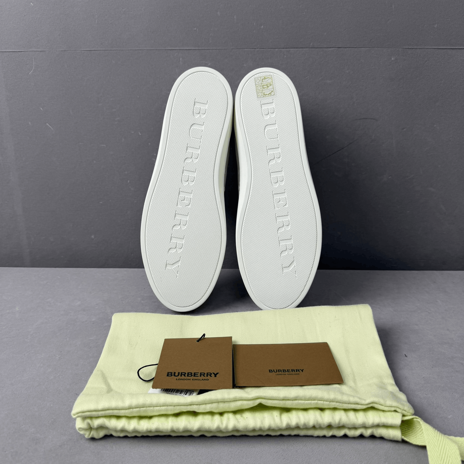 Burberry Burberry White Casual Sneakers Size US 7 / IT 37 - 5 Thumbnail