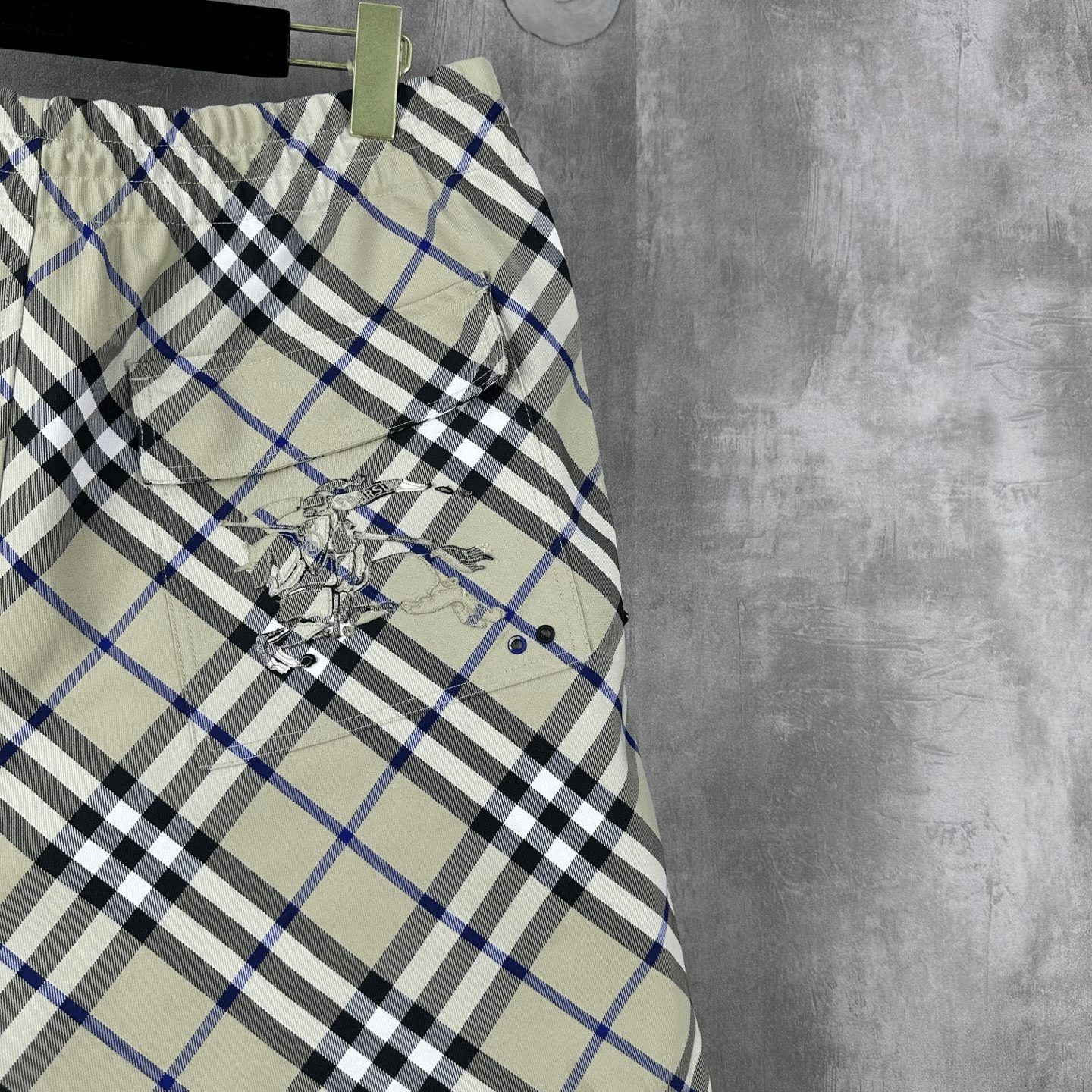 Burberry Burberry New Classic Check Nylon Shorts Size US 30 / EU 46 - 2 Thumbnail