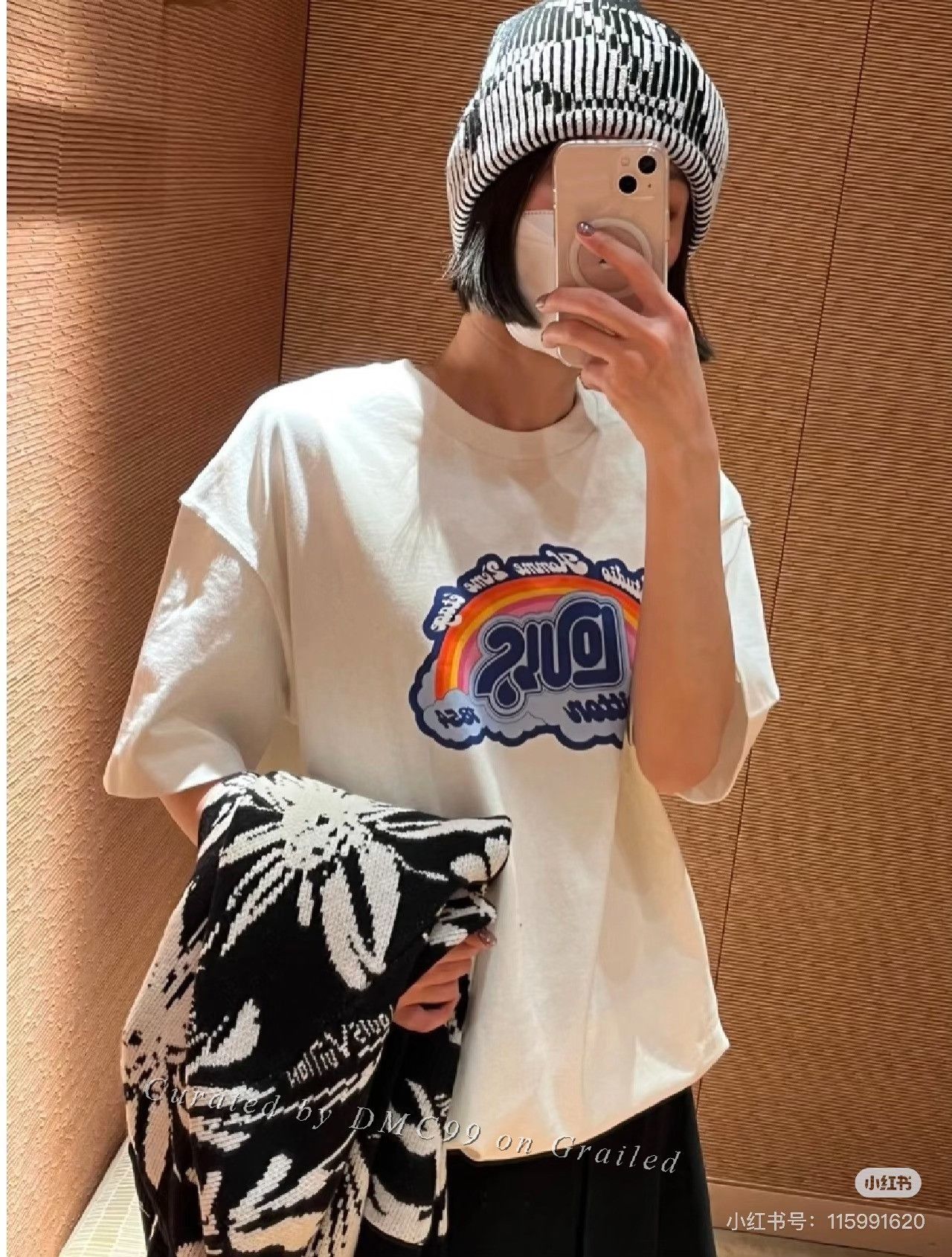 Louis Vuitton Louis Vuitton Rainbow Logo T-Shirt Size US XL / EU 56 / 4 - 5 Thumbnail