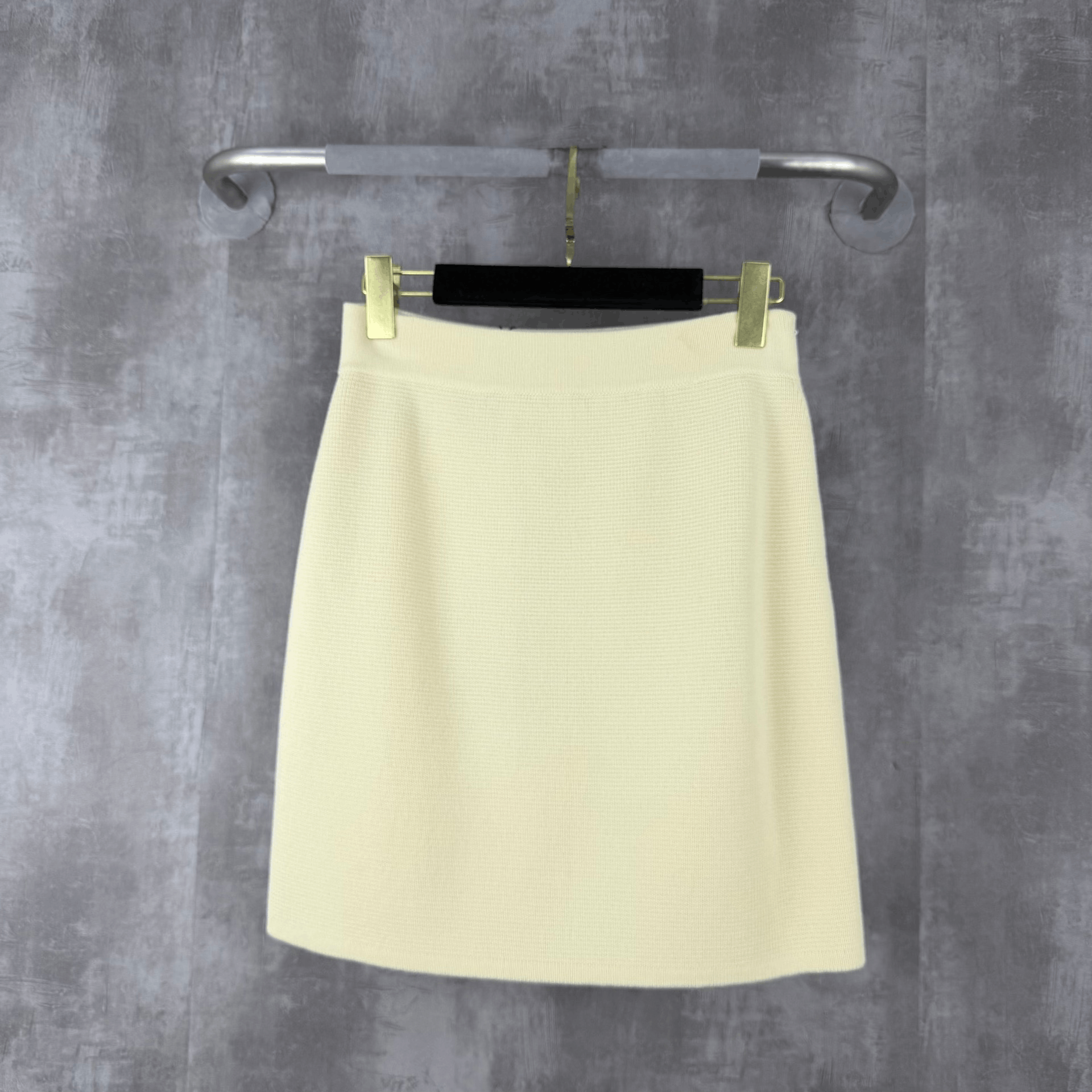 Gucci Gucci Cream Wool Knit Skirt Size 27" / US 4 / IT 40 - 2 Thumbnail
