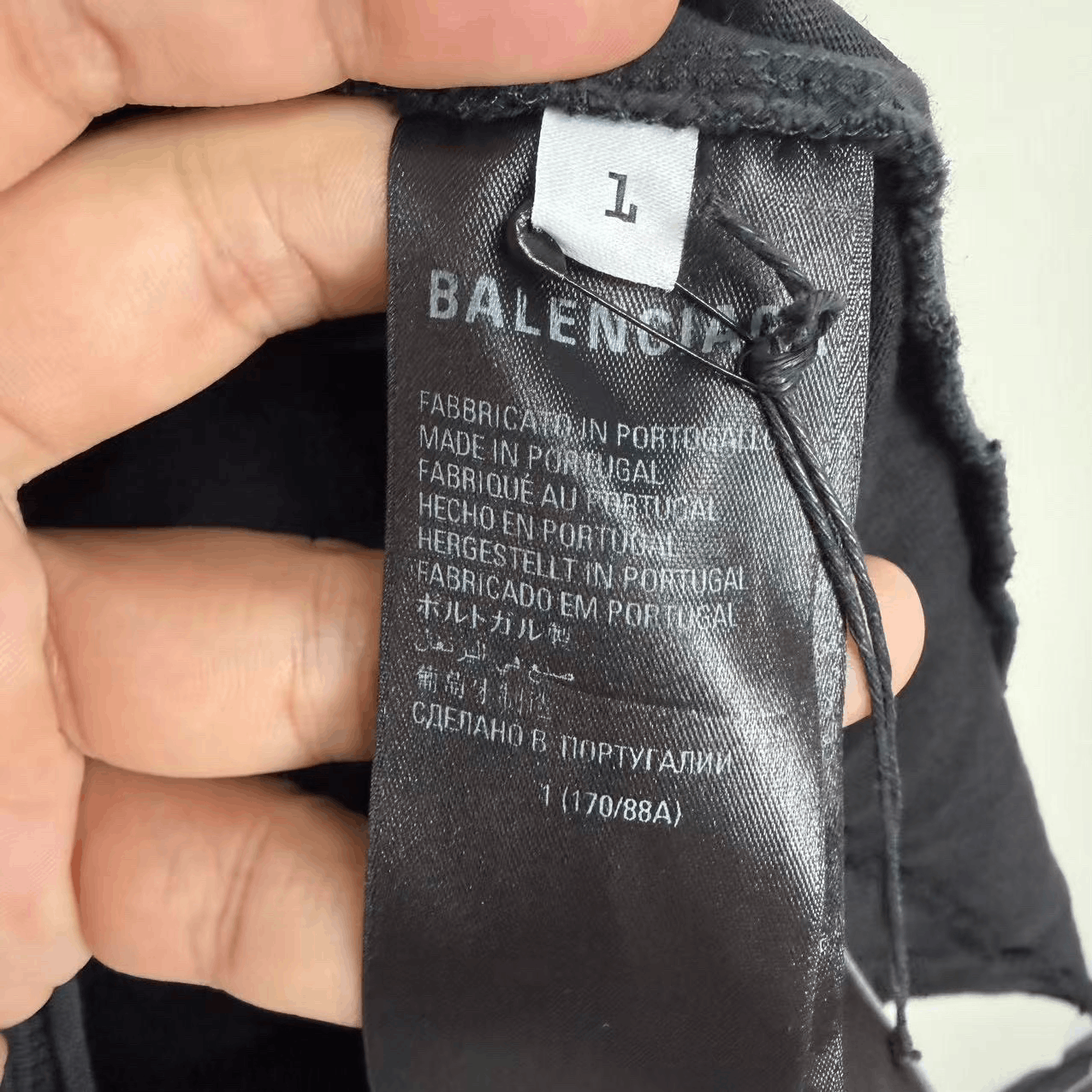 Balenciaga Balenciaga Runway Inverted Band Spliced Tee Size US S / EU 44-46 / 1 - 4 Thumbnail
