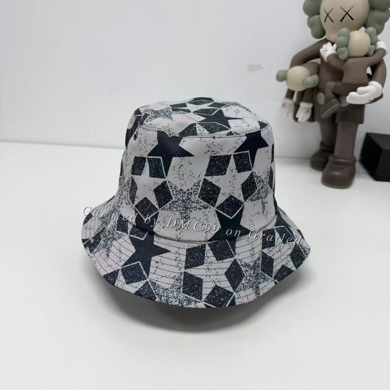 Dior Dior Double-Sided Star Pattern Bucket Hat Size ONE SIZE - 2 Thumbnail