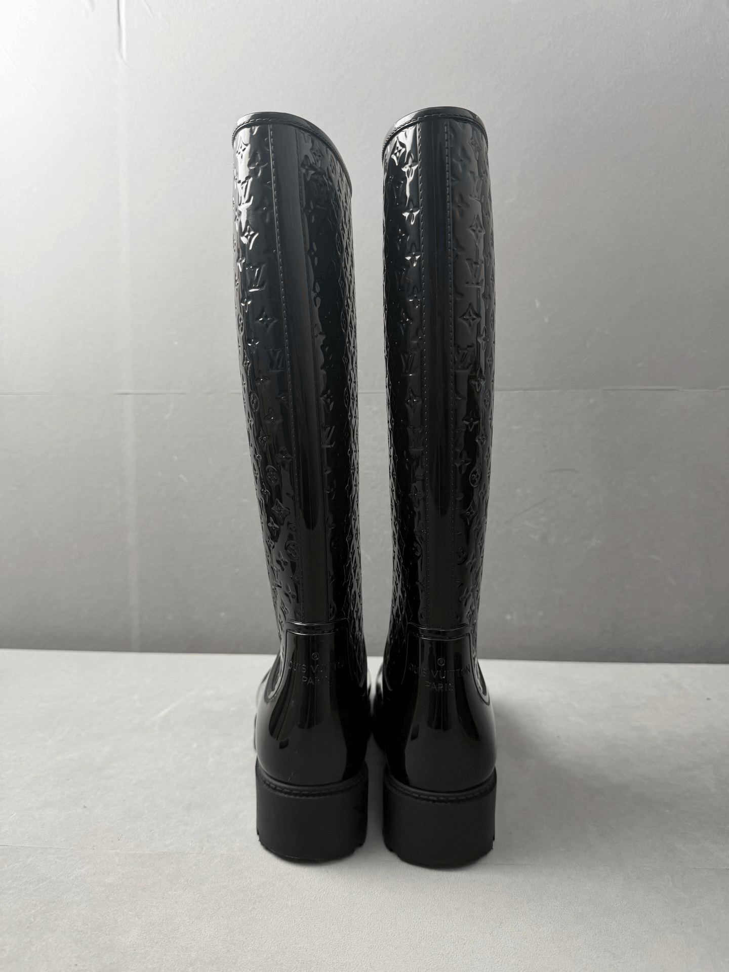 Louis Vuitton Louis Vuitton Embossed Monogram Patent Knee-High Boots Size US 4 / IT 34 - 4 Thumbnail