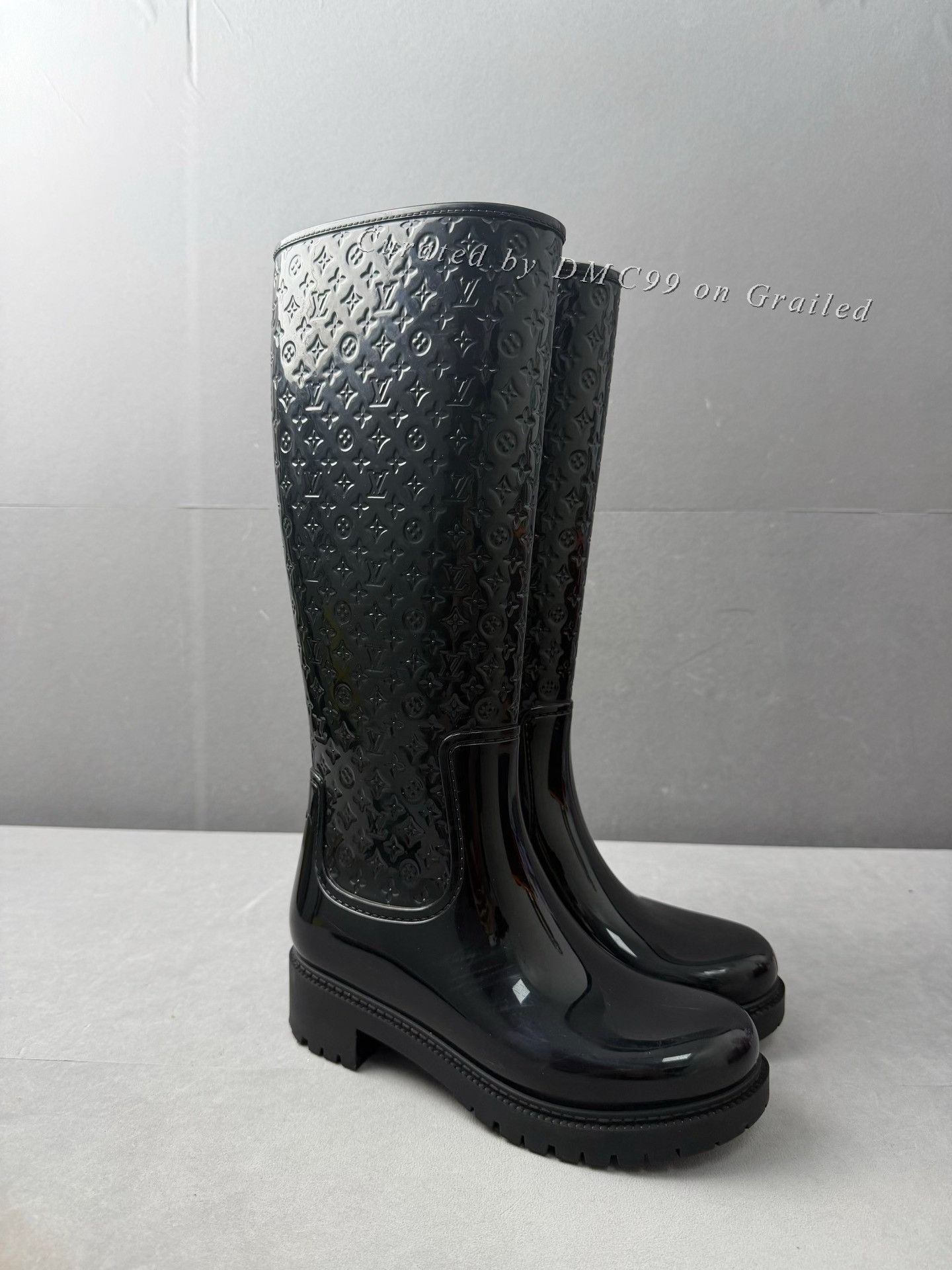 Louis Vuitton Louis Vuitton Embossed Monogram Patent Knee-High Boots Size US 4 / IT 34 - 3 Thumbnail