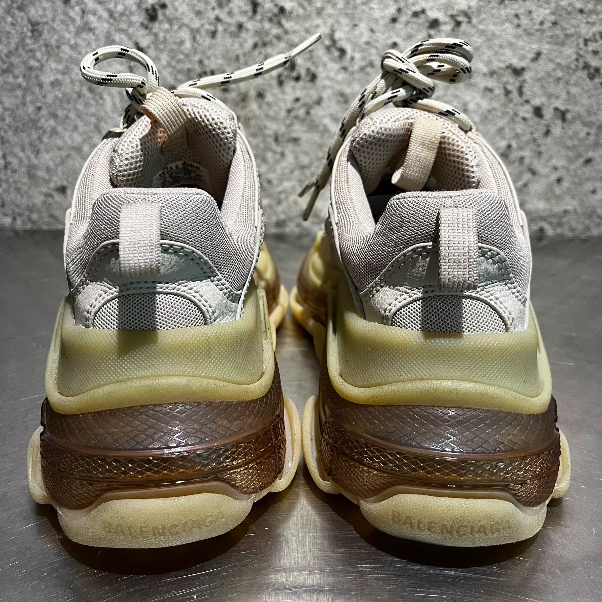 Balenciaga Balenciaga Beige Dad Shoes Size 36 Size US 5 / IT 35 - 4 Thumbnail