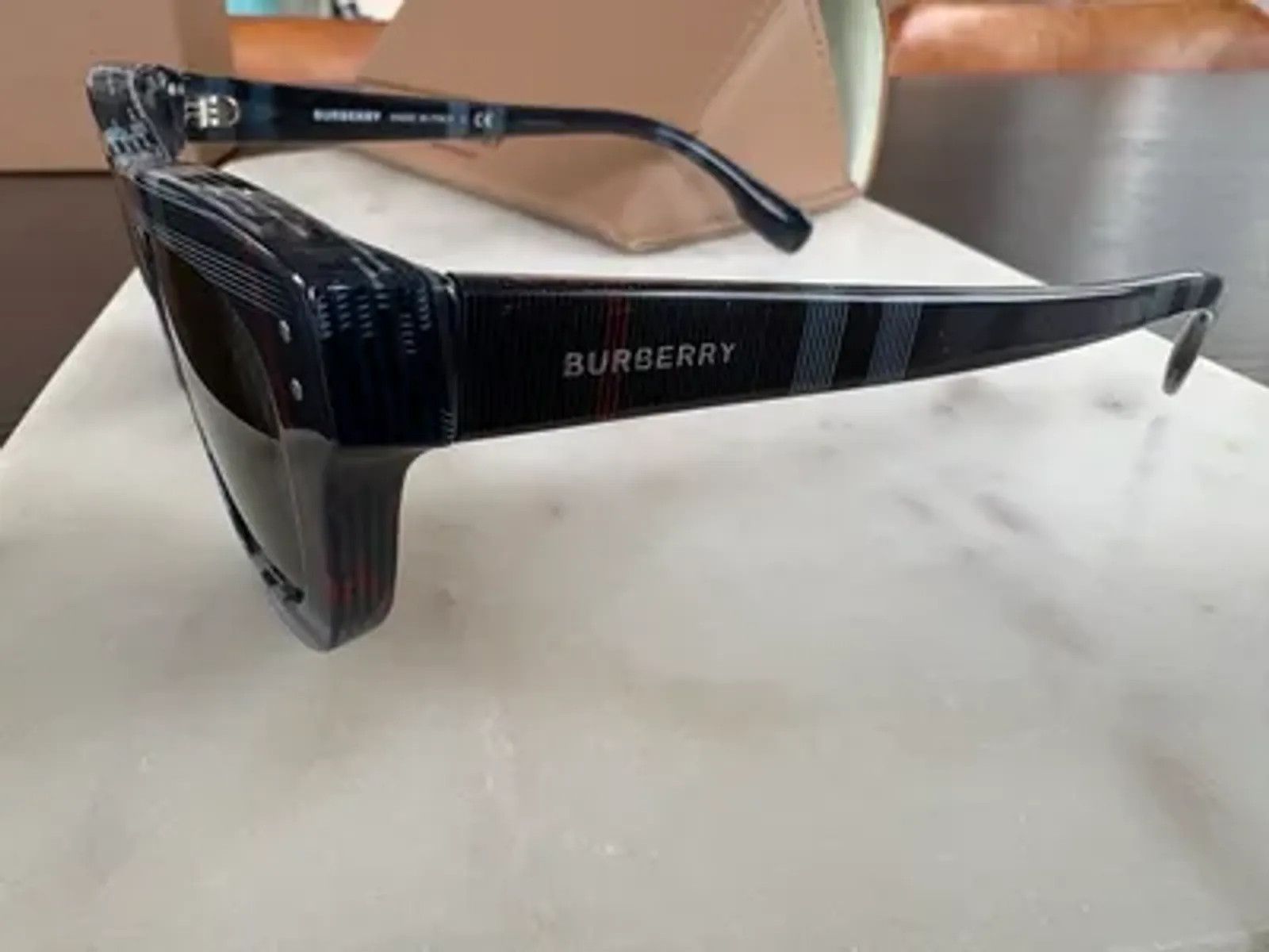 Burberry Burberry Burberry Sidney, Navy Check Sunglasses Size ONE SIZE - 2 Thumbnail