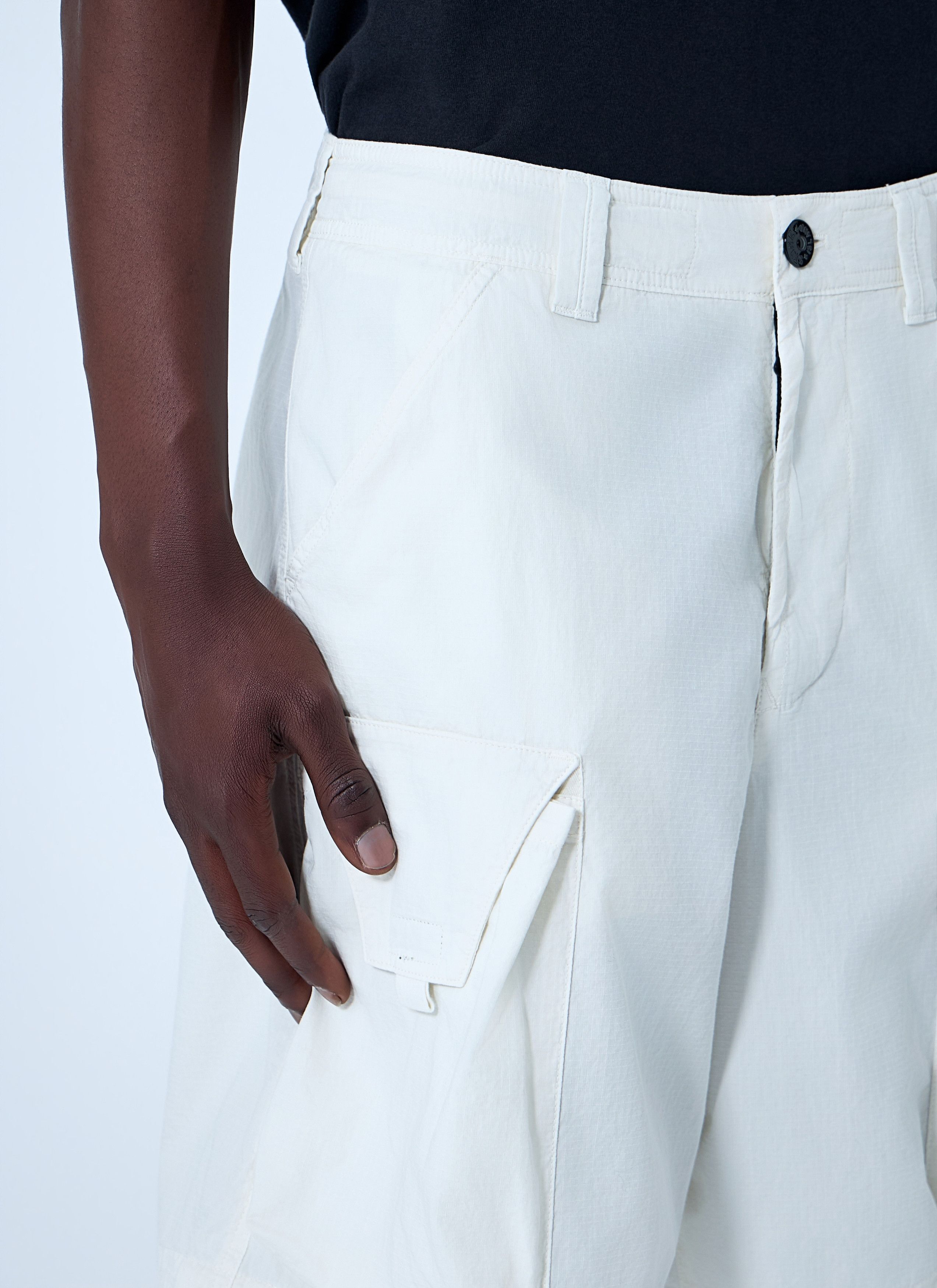 Stone Island Cargo Shorts with Flap Pockets Size US 28 / EU 44 - 5 Thumbnail