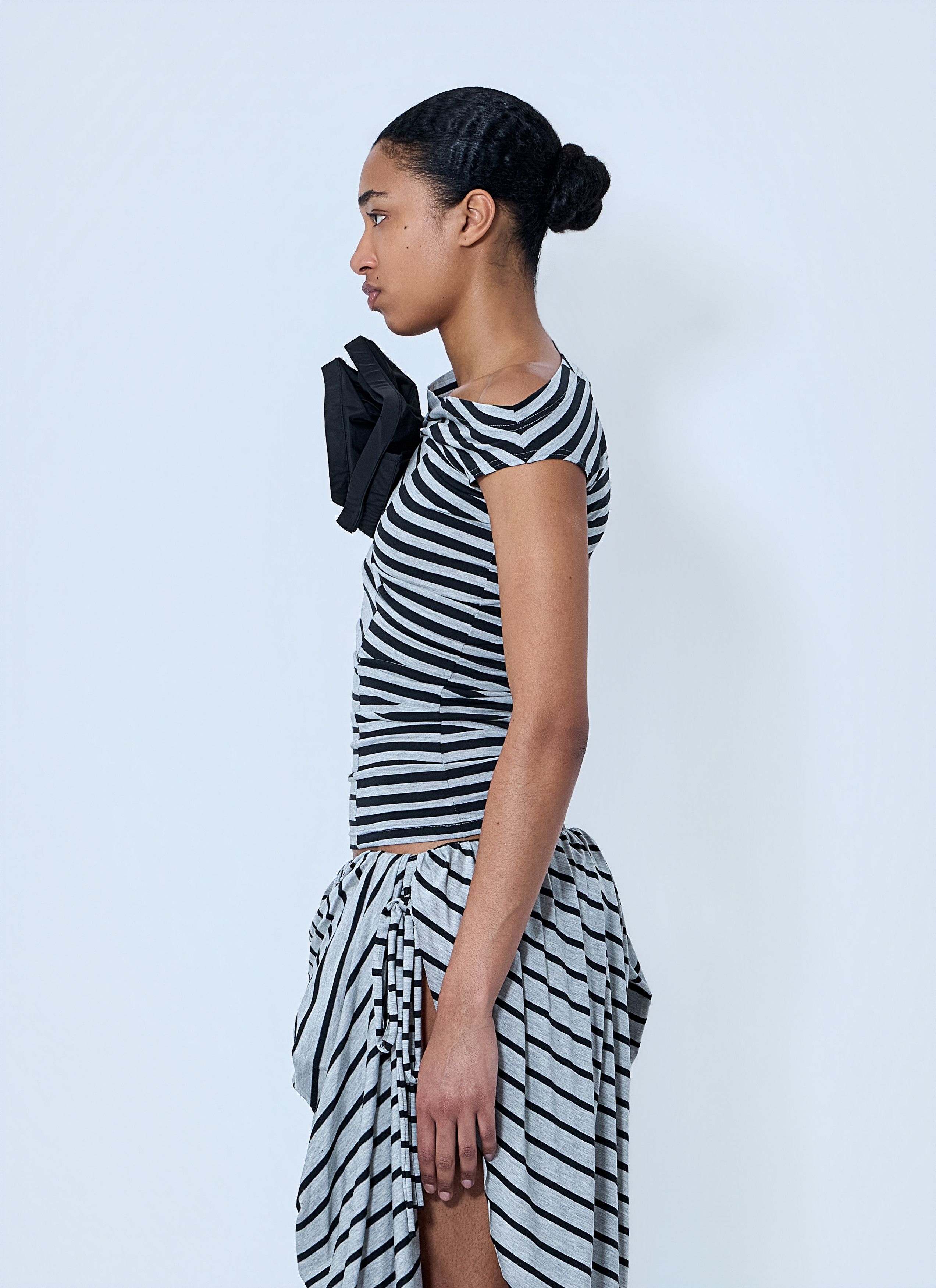 Vaquera Asymmetrical Striped Top with Floral Appliqué Size M / US 6-8 / IT 42-44 - 3 Thumbnail