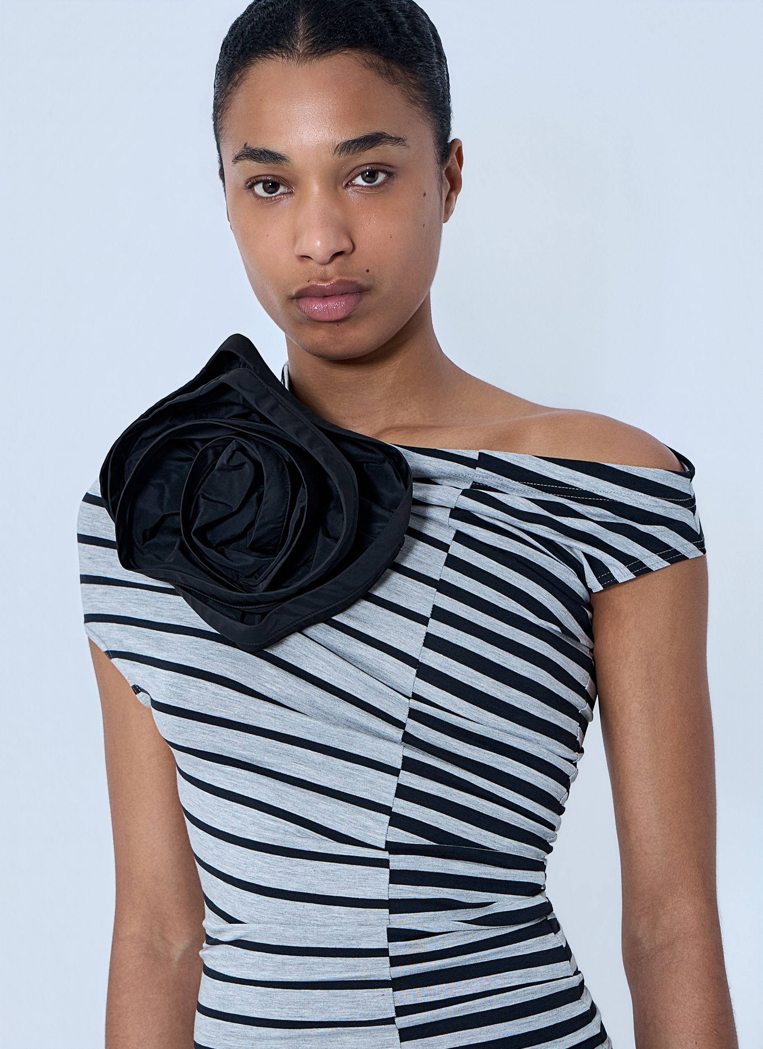 Vaquera Asymmetrical Striped Top with Floral Appliqué Size M / US 6-8 / IT 42-44 - 5 Thumbnail