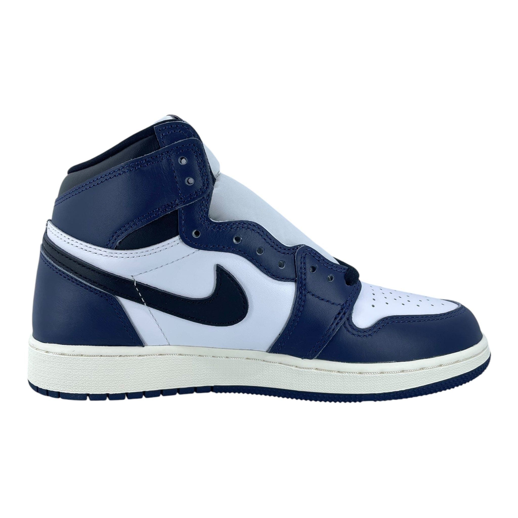 Nike 1 Retro High OG Midnight Navy (GS) Size US 6.5 / EU 39-40 - 4 Thumbnail