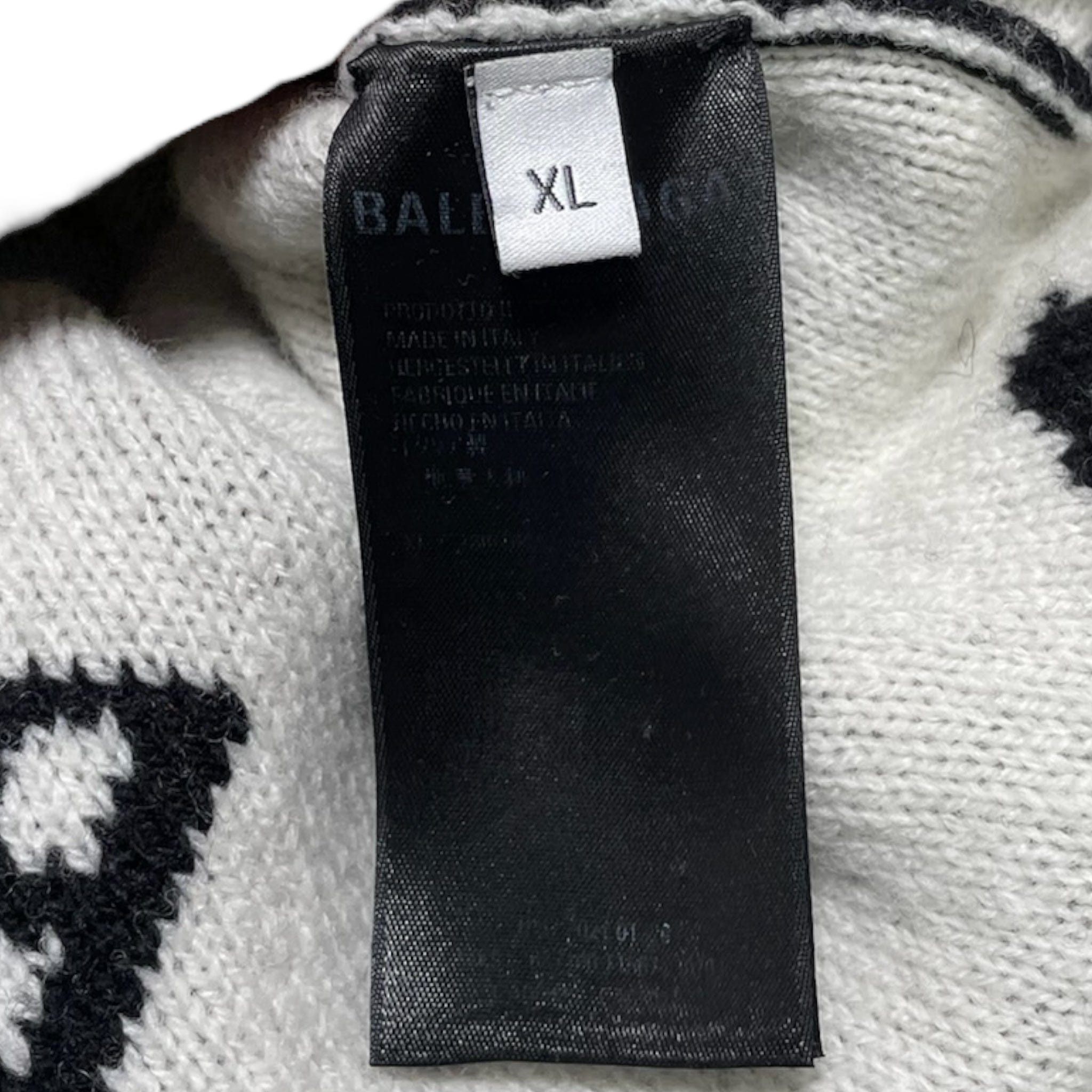Balenciaga All Over Print Oversized Crewneck Sweater Black Size US XL / EU 56 / 4 - 5 Thumbnail