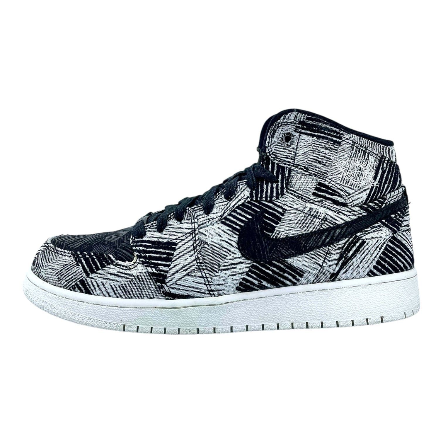 Nike 1 Retro BHM (2015) (GS) Size US 9.5 / EU 42-43 - 2 Thumbnail