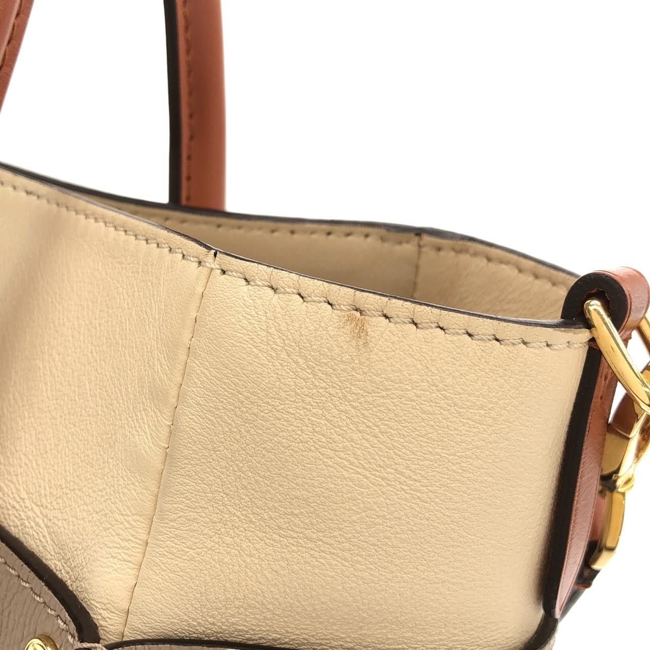 Louis Vuitton Louis Vuitton Louis Vuitton On My Side Calf Leather Bag Leather Tote Bag M53825 DUTY FREE for USA Size ONE SIZE - 5 Thumbnail