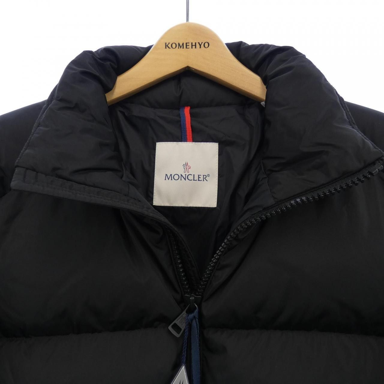 Moncler Moncler Moncler TUILERIES Down Jacket Textile Outerwear TUILERIES DUTY FREE for USA Size ONE SIZE - 6 Thumbnail