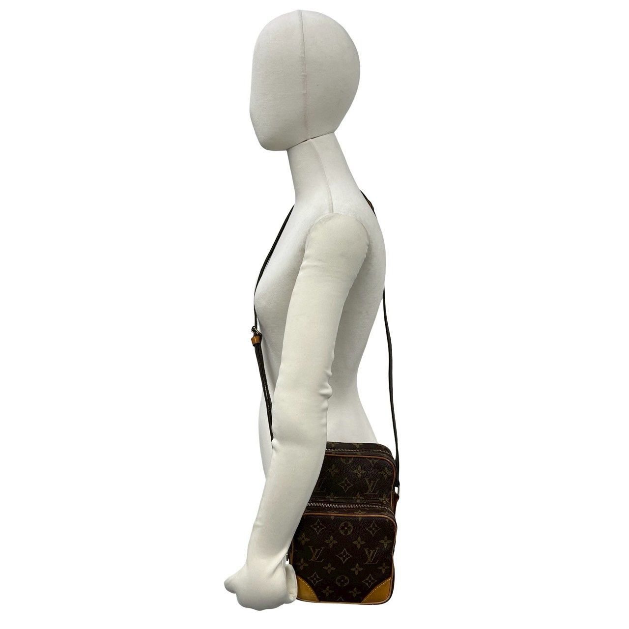 Louis Vuitton Louis Vuitton Louis Vuitton Monogram Leather Shoulder Bag Textile Shoulder Bag DUTY FREE for USA Size ONE SIZE - 3 Thumbnail