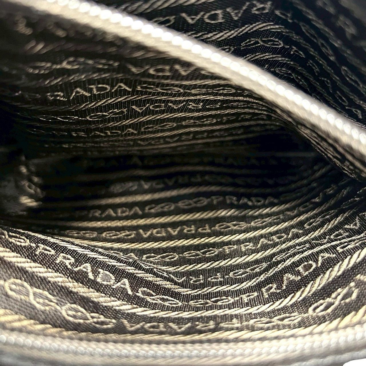 Prada Prada Prada Leather Shoulder Bag Leather Shoulder Bag DUTY FREE for USA Size ONE SIZE - 11 Thumbnail
