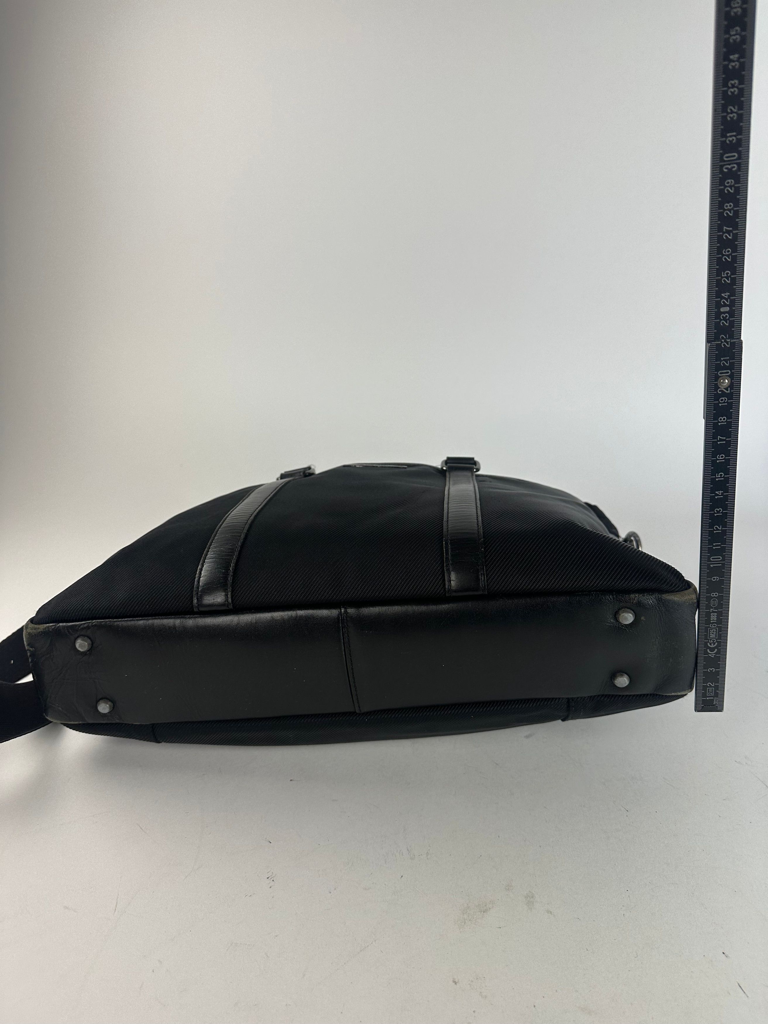 Burberry Black Nylon Briefcase with Multiple Compartments Size ONE SIZE - 13 Thumbnail