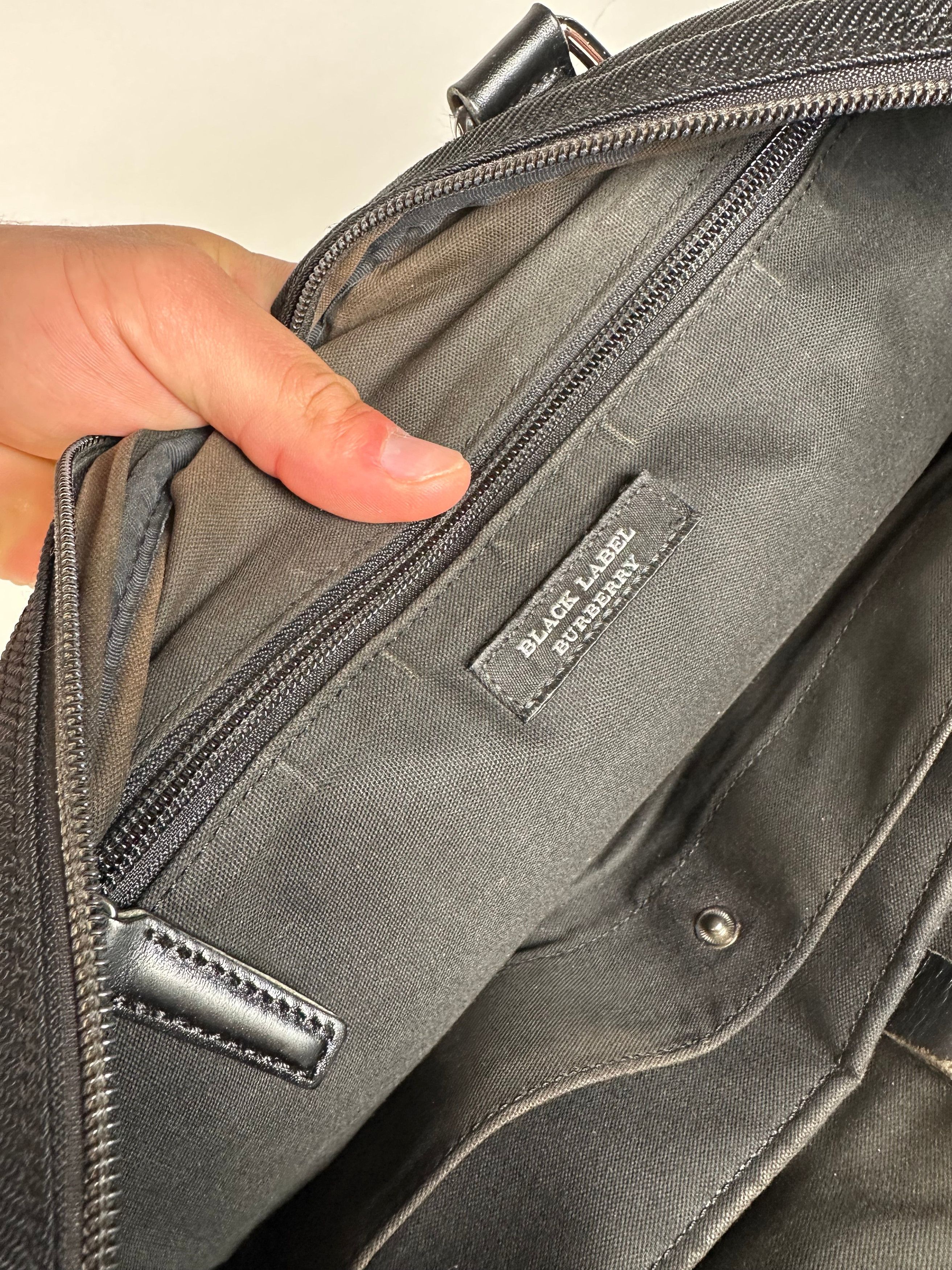 Burberry Black Nylon Briefcase with Multiple Compartments Size ONE SIZE - 4 Thumbnail
