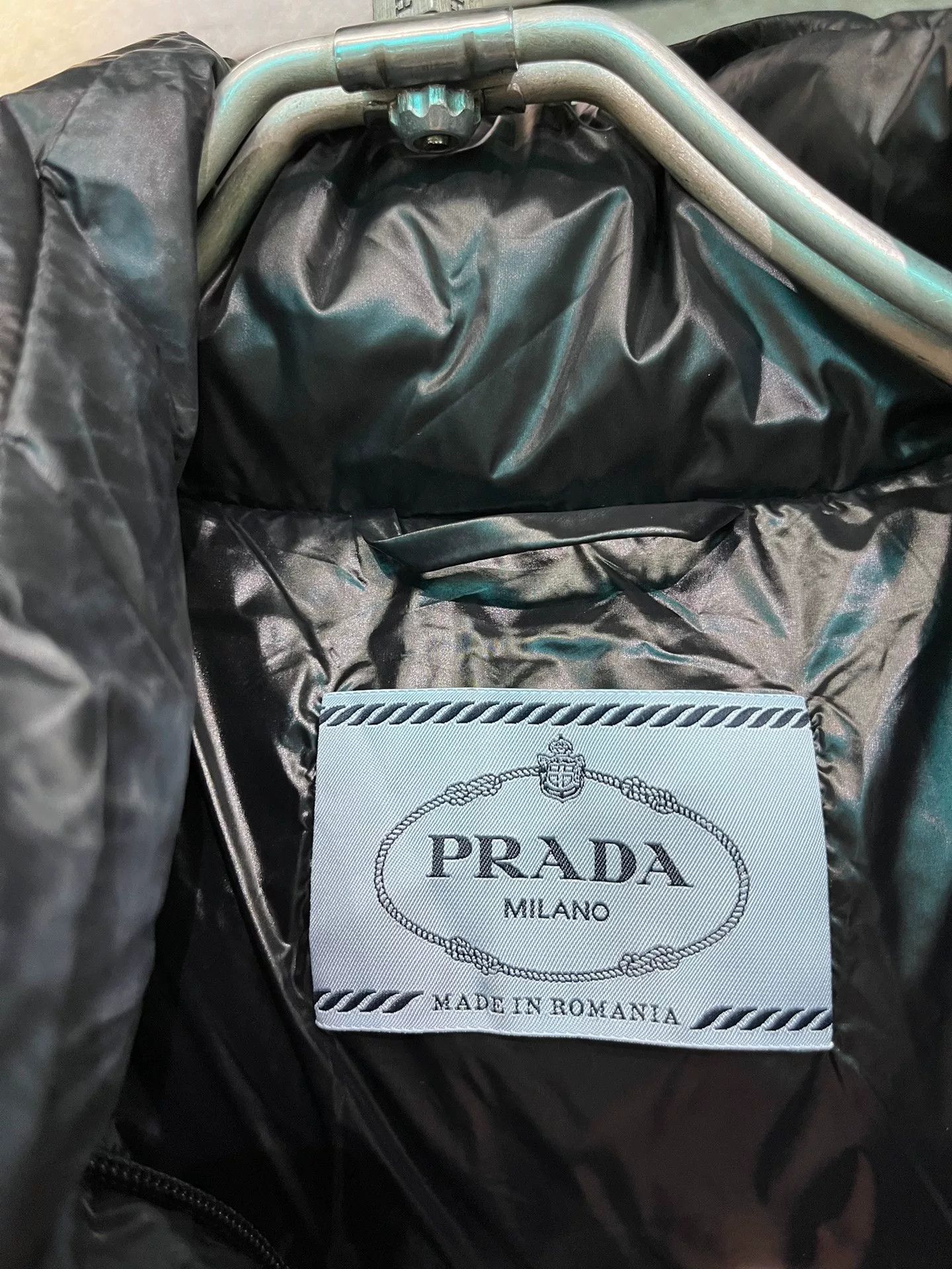 Prada Prada Black Logo Down Jacket Size 36 Size XS / US 0-2 / IT 36-38 - 7 Thumbnail