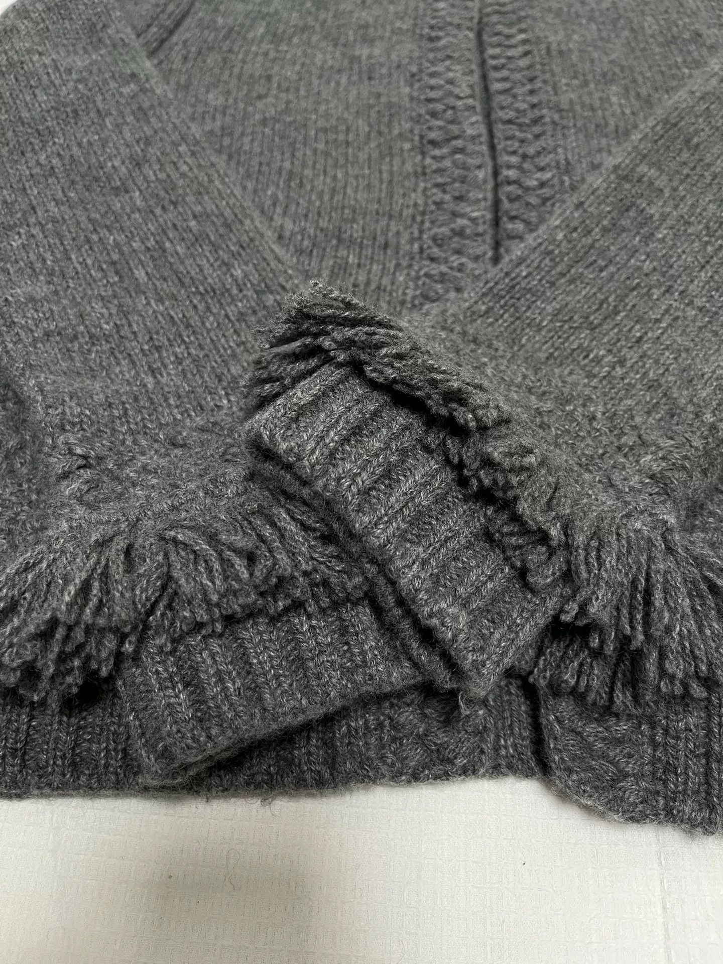 Loro Piana Loro Piana Gray Cashmere Cardigan Size M / US 6-8 / IT 42-44 - 3 Thumbnail