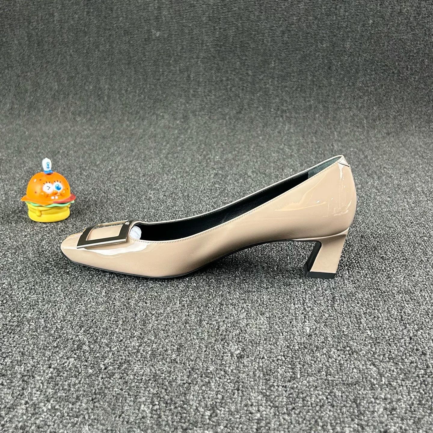 Roger Vivier Roger Vivier Elephant Gray High Heels Size US 8 / IT 38 - 3 Thumbnail