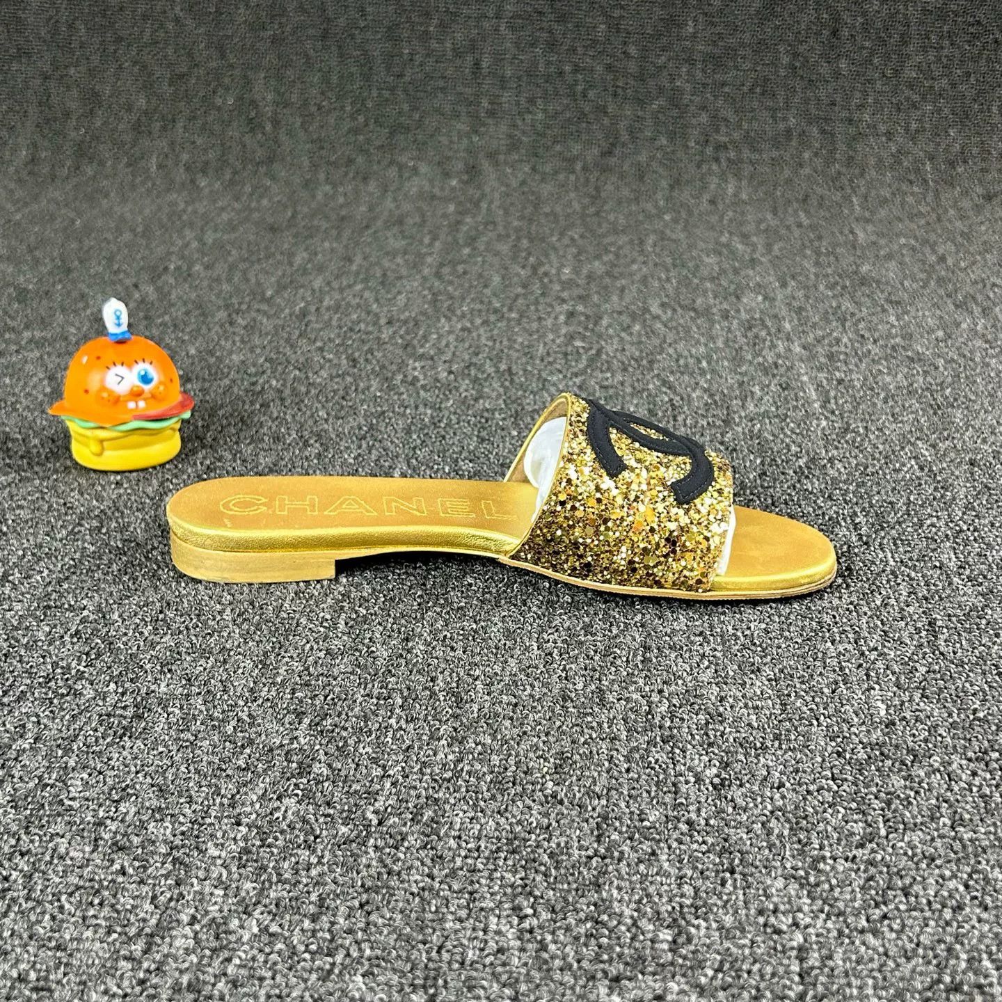 Chanel Chanel Gold Sequin Slippers Size US 4.5 / IT 34.5 - 4 Thumbnail