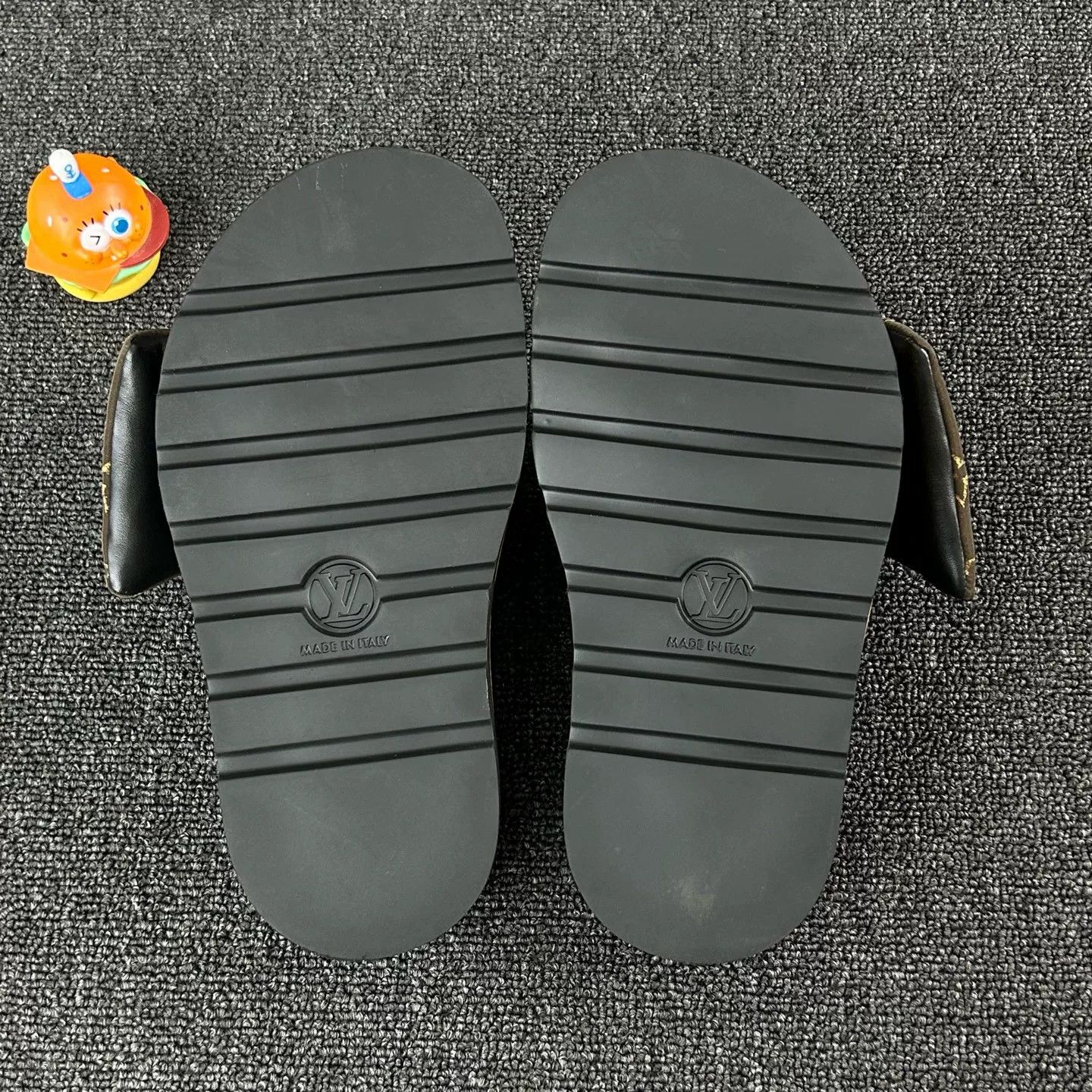 Louis Vuitton Louis Vuitton Monogram Classic Slippers Size US 5 / IT 35 - 6 Thumbnail