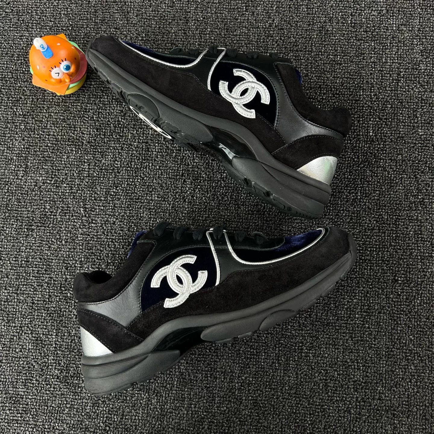 Chanel Chanel Black Sneakers Size US 5 / IT 35 - 4 Thumbnail