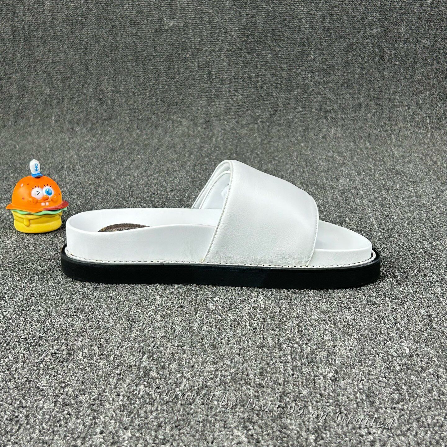 Louis Vuitton Louis Vuitton White Slippers Size US 6 / IT 36 - 4 Thumbnail