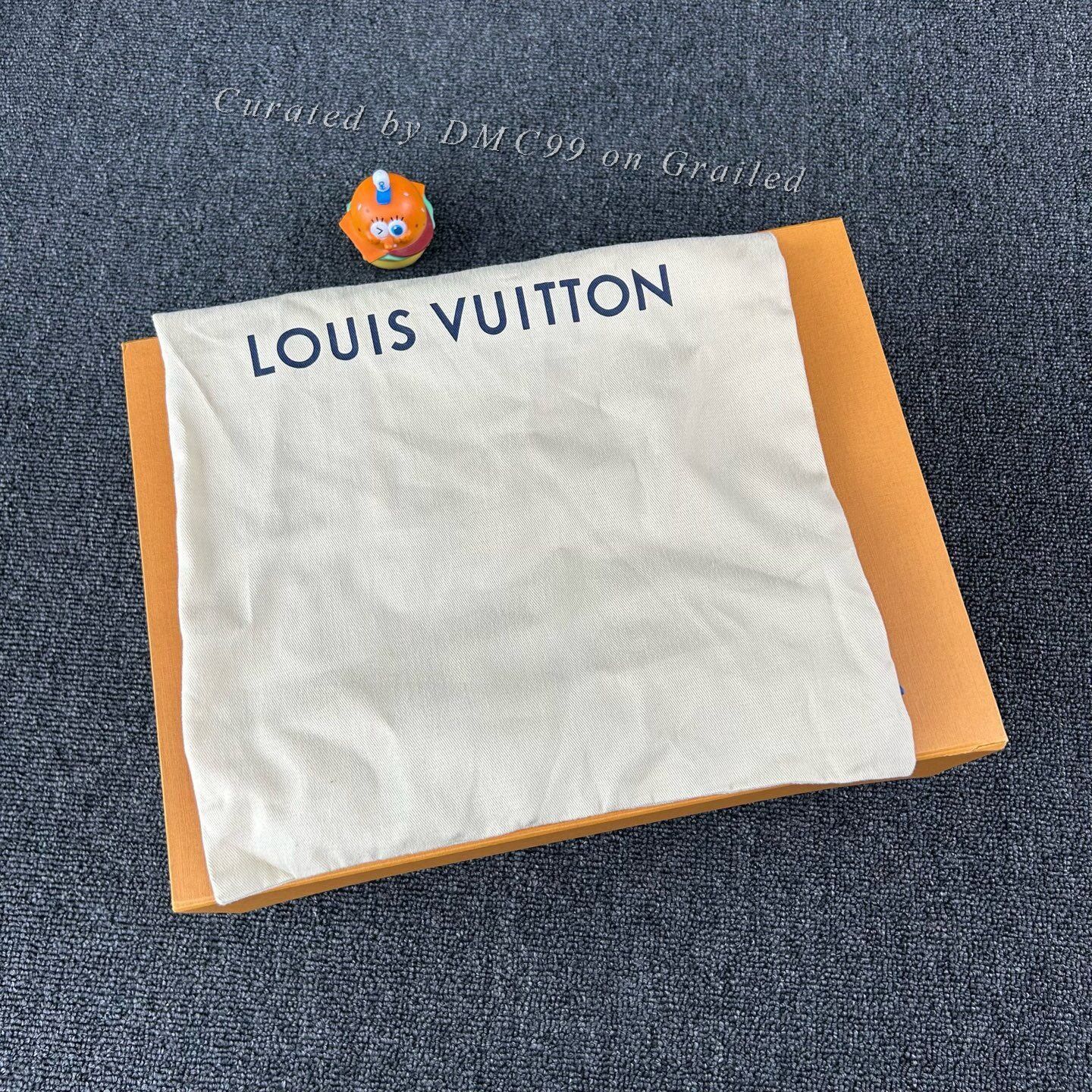 Louis Vuitton Louis Vuitton Green Slippers Size US 6 / IT 36 - 8 Thumbnail