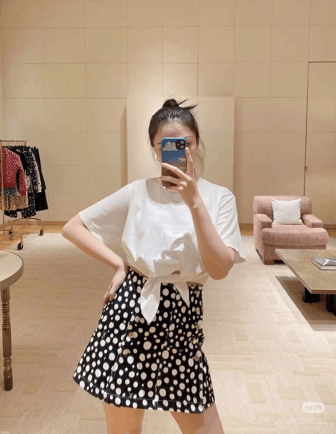 Louis Vuitton Louis Vuitton Yayoi Kusama Polka Dot Denim Skirt Size 36" / US 14 / IT 50 - 6 Thumbnail